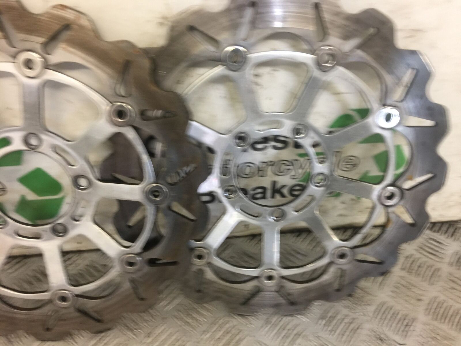 DUCATI 999 BIPOSTO FRONT BRAKE DISCS  YEAR 2004 (STOCK 549)