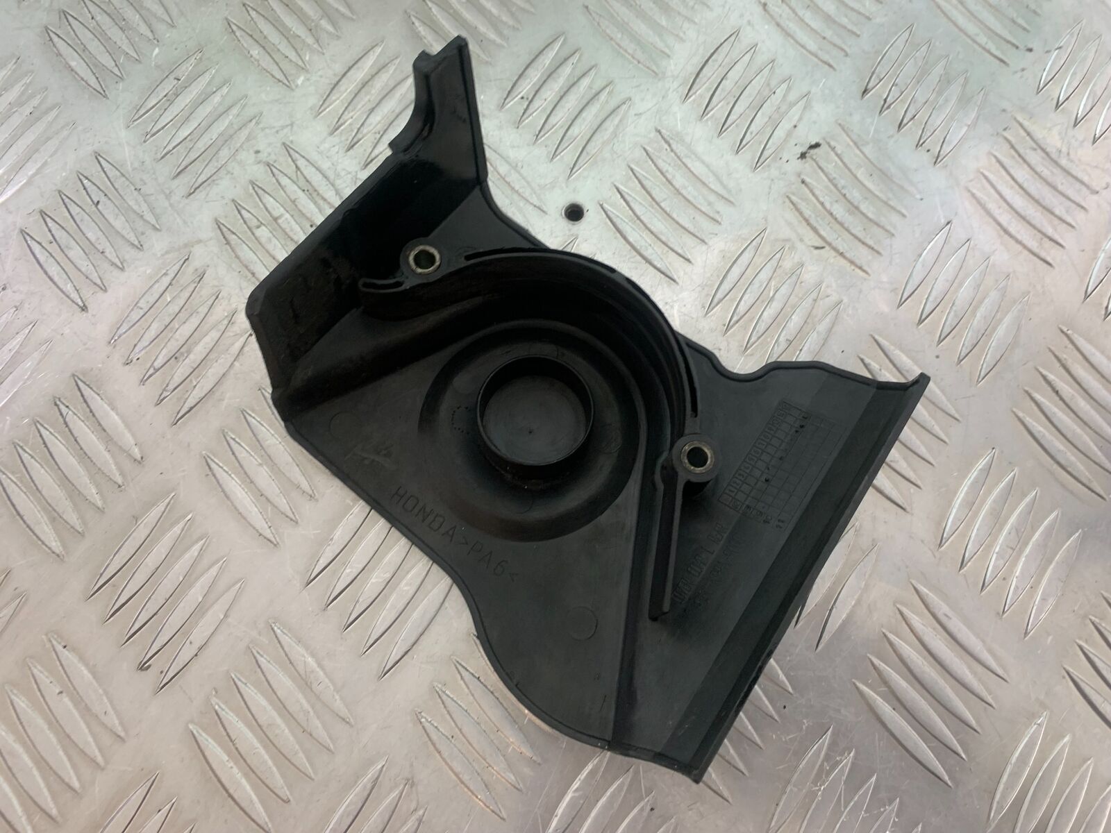 HONDA CBR125 CBR 125 SPROCKET COVER YEAR 2007-10 (CMB1004)