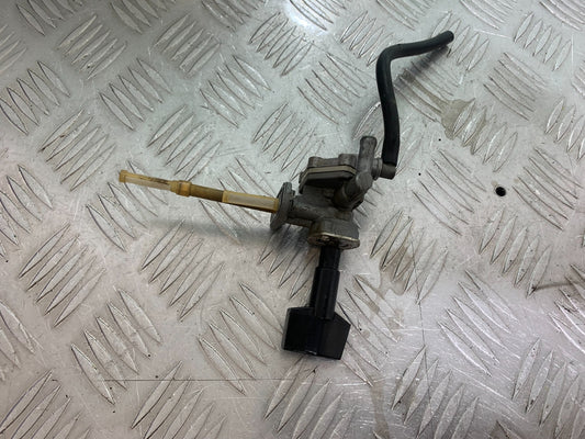 SUZUKI GSF1200  GSF 1200 BANDIT PETROL TAP  YEAR 1997-2000 (CMB1149)