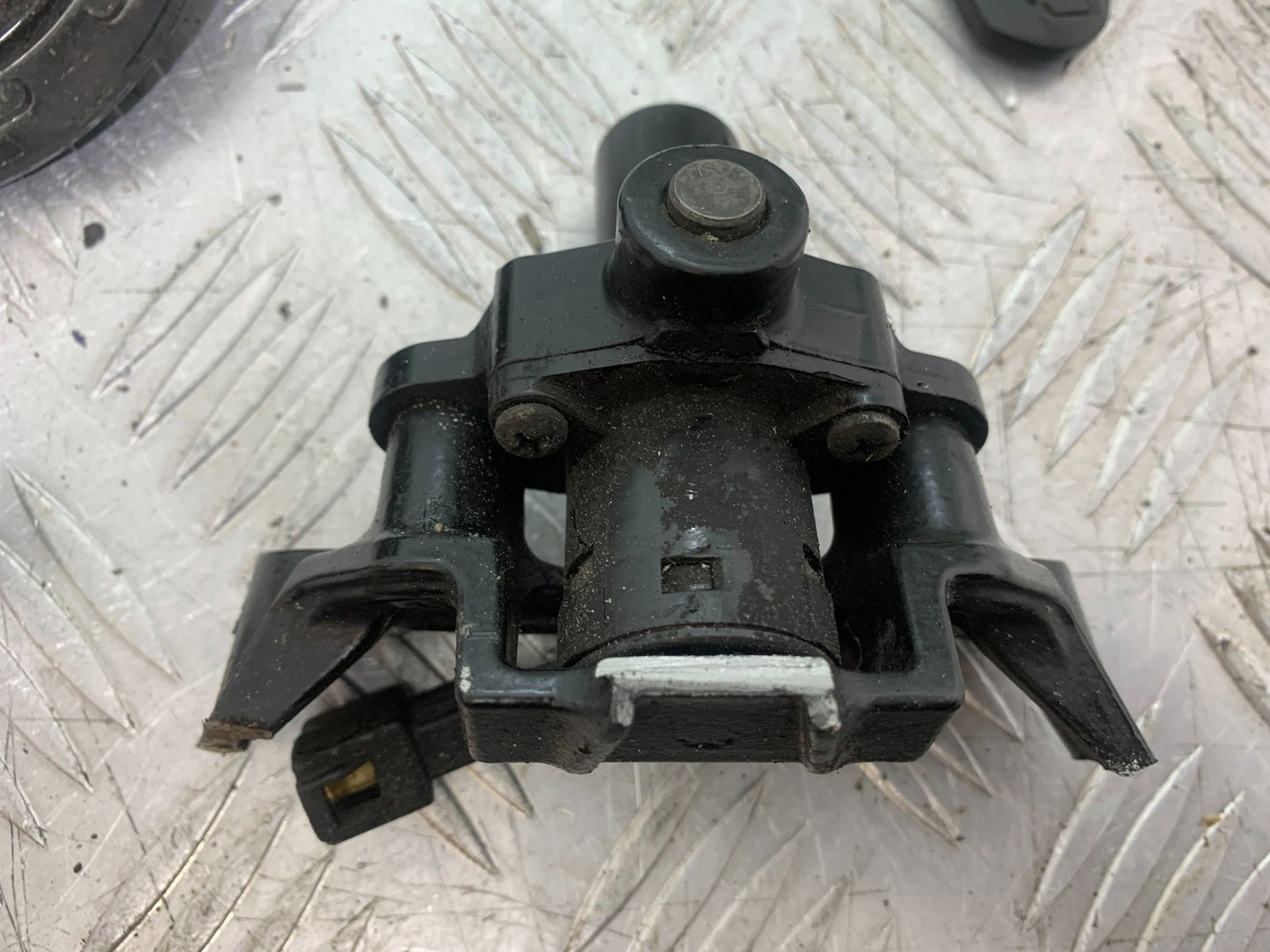 KTM DUKE 125 LOCKS AND KEY YEAR 2017-2022 (CMB1222)