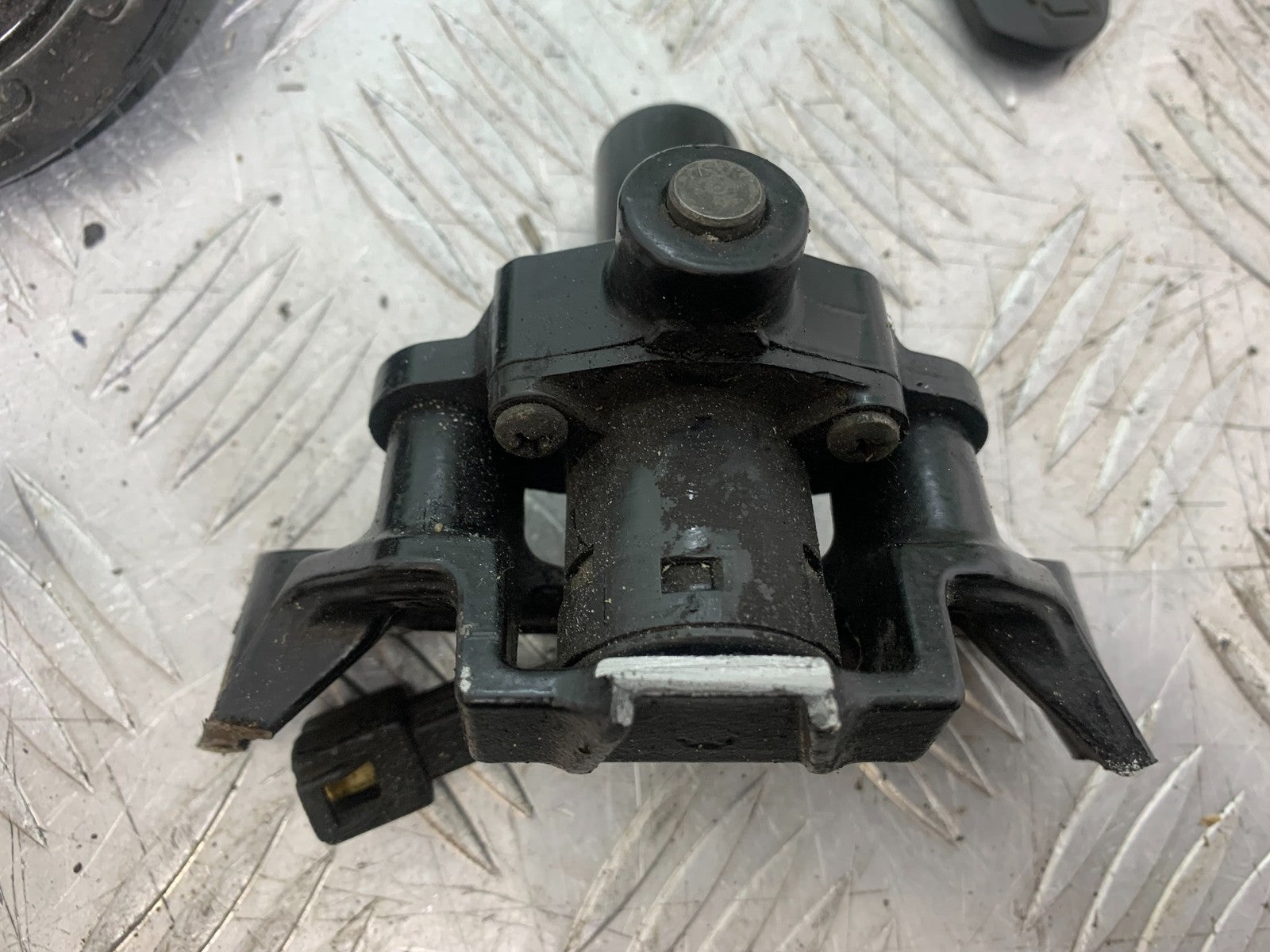 KTM DUKE 125 LOCKS AND KEY YEAR 2017-2022 (CMB1222)