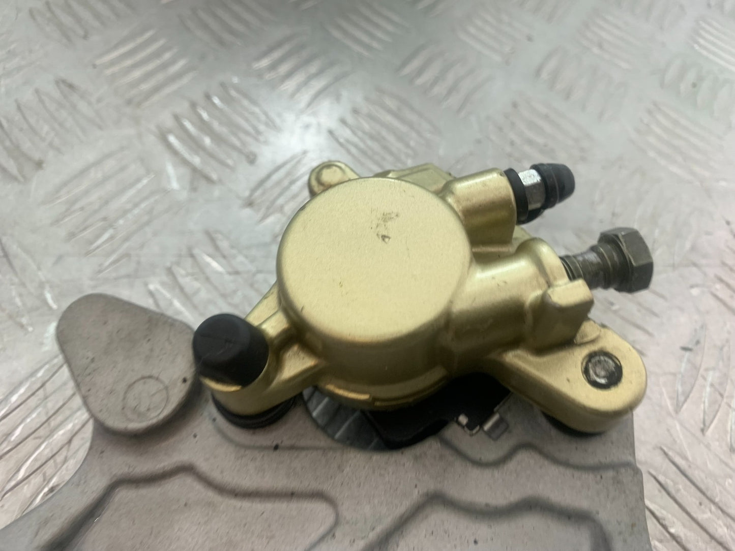 APRILIA SL750 SL 750 SHIVER REAR BRAKE CALIPER   YEAR 2008-2016 (CMB1242)