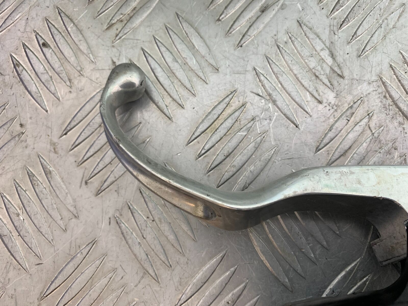 TRIUMPH THUNDERBIRD 1600 CLUTCH LEVER BRACKET  YEAR 2011 (CMB1107)