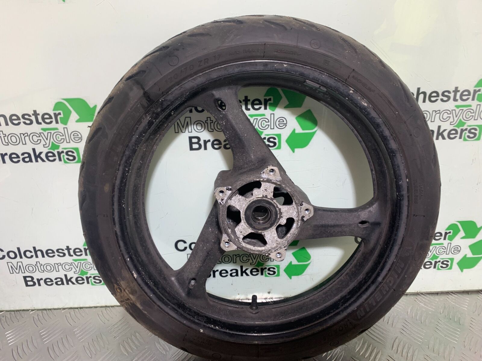 SUZUKI GSF1250 GSF 1250 BANDIT FRONT WHEEL  YEAR 2010-14 (CMB1092)