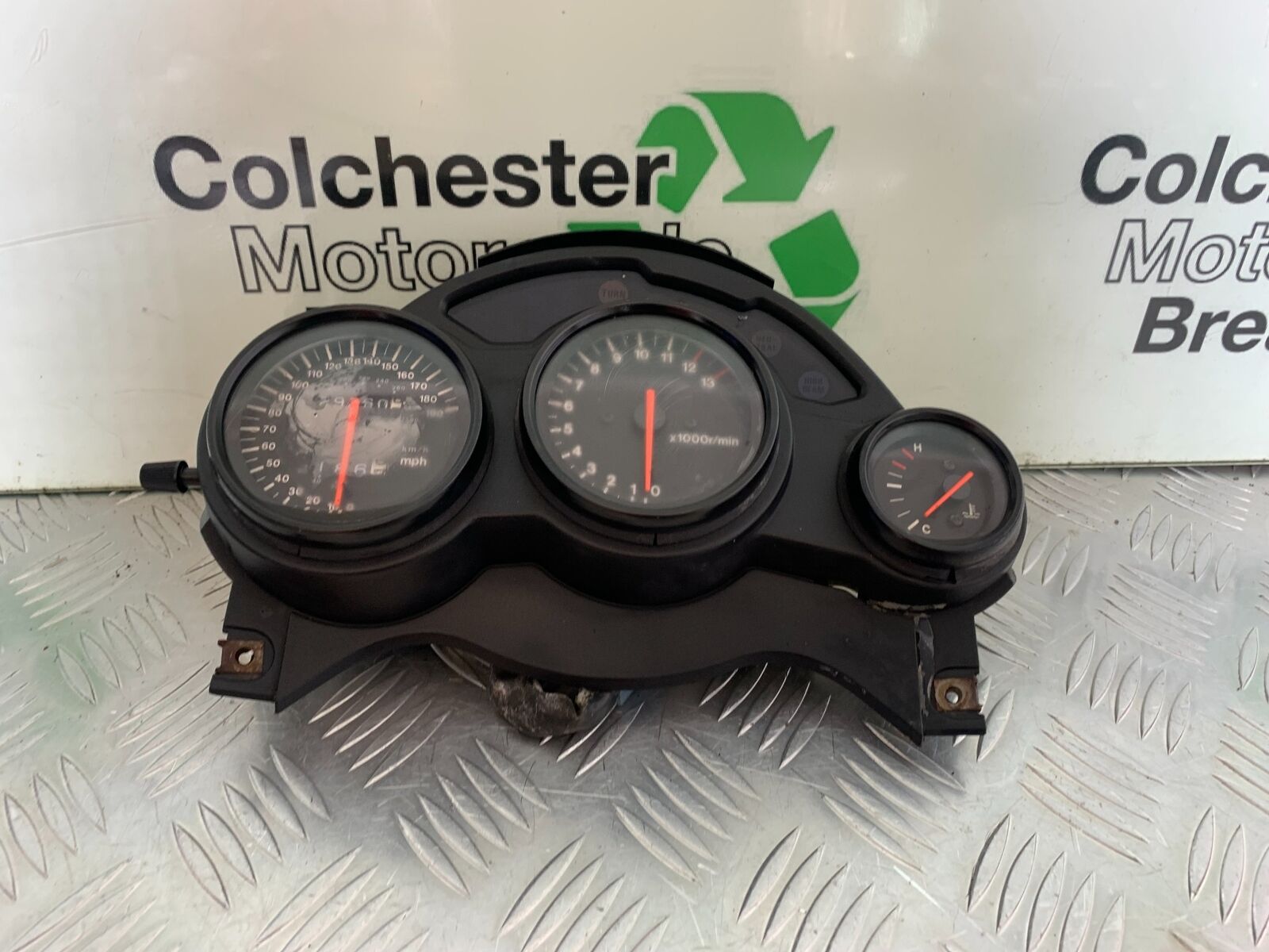 SUZUKI RF900 RF 900 CLOCKS SPEEDO DASH YEAR 1994-1999 (CMB1020)