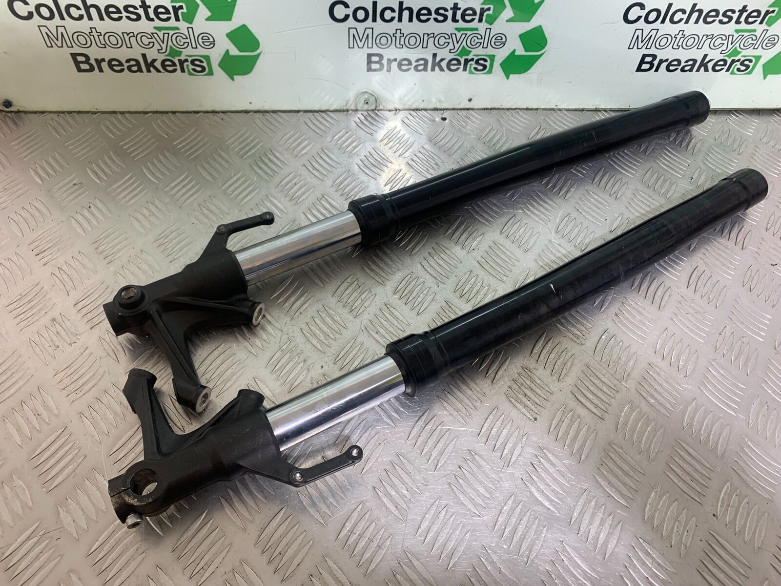 YAMAHA XSR900 XSR 900 FORKS  YEAR 2021-2022 (CMB1073)