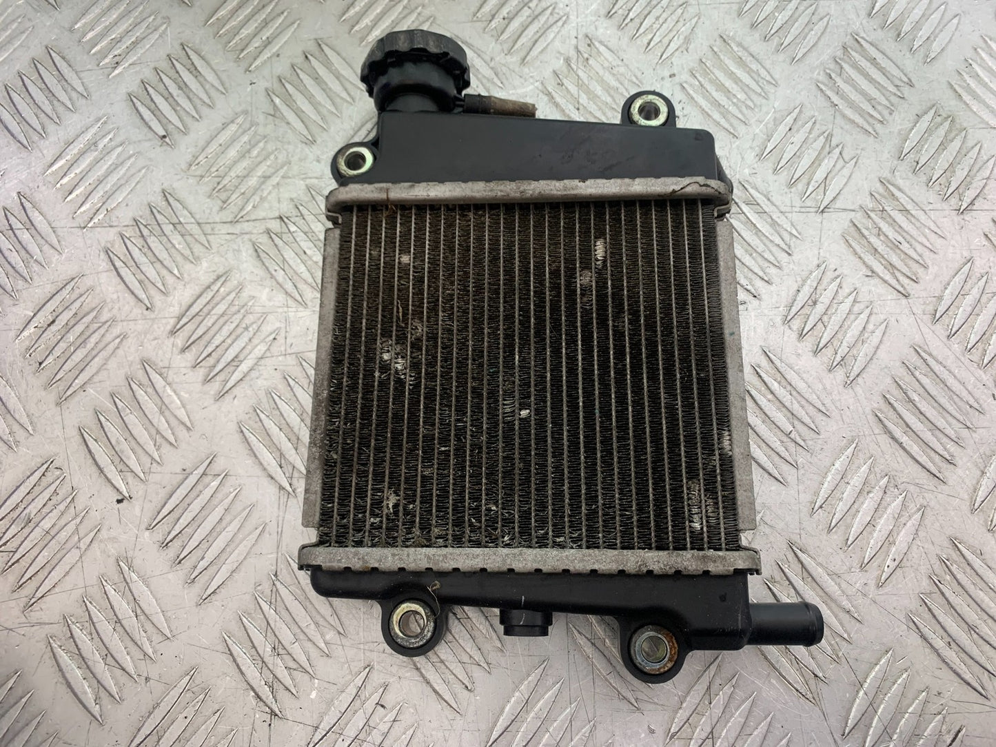YAMAHA NMAX-125 N MAX 125 RADIATOR YEAR 2015-2020  (CMB1231)