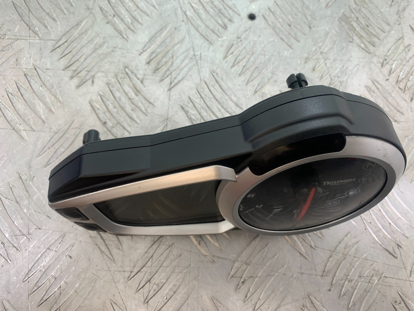 TRIUMPH 675 STREET TRIPLE CLOCKS SPEEDO DASH   2013-2016(CMB1186)