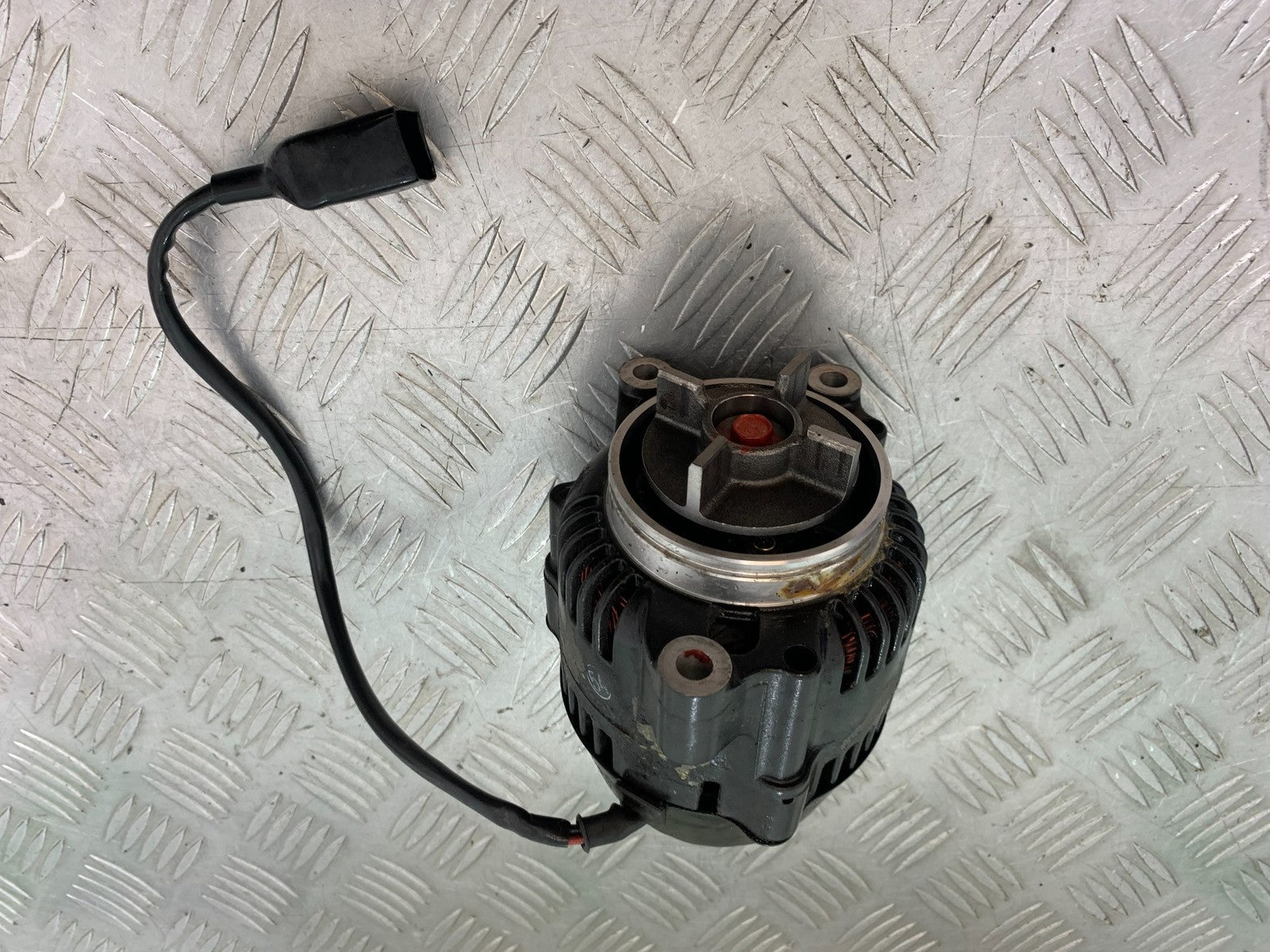 KAWASAKI ZZR1100 D ALTERNATOR  YEAR 1993-2001 (CMB1189)