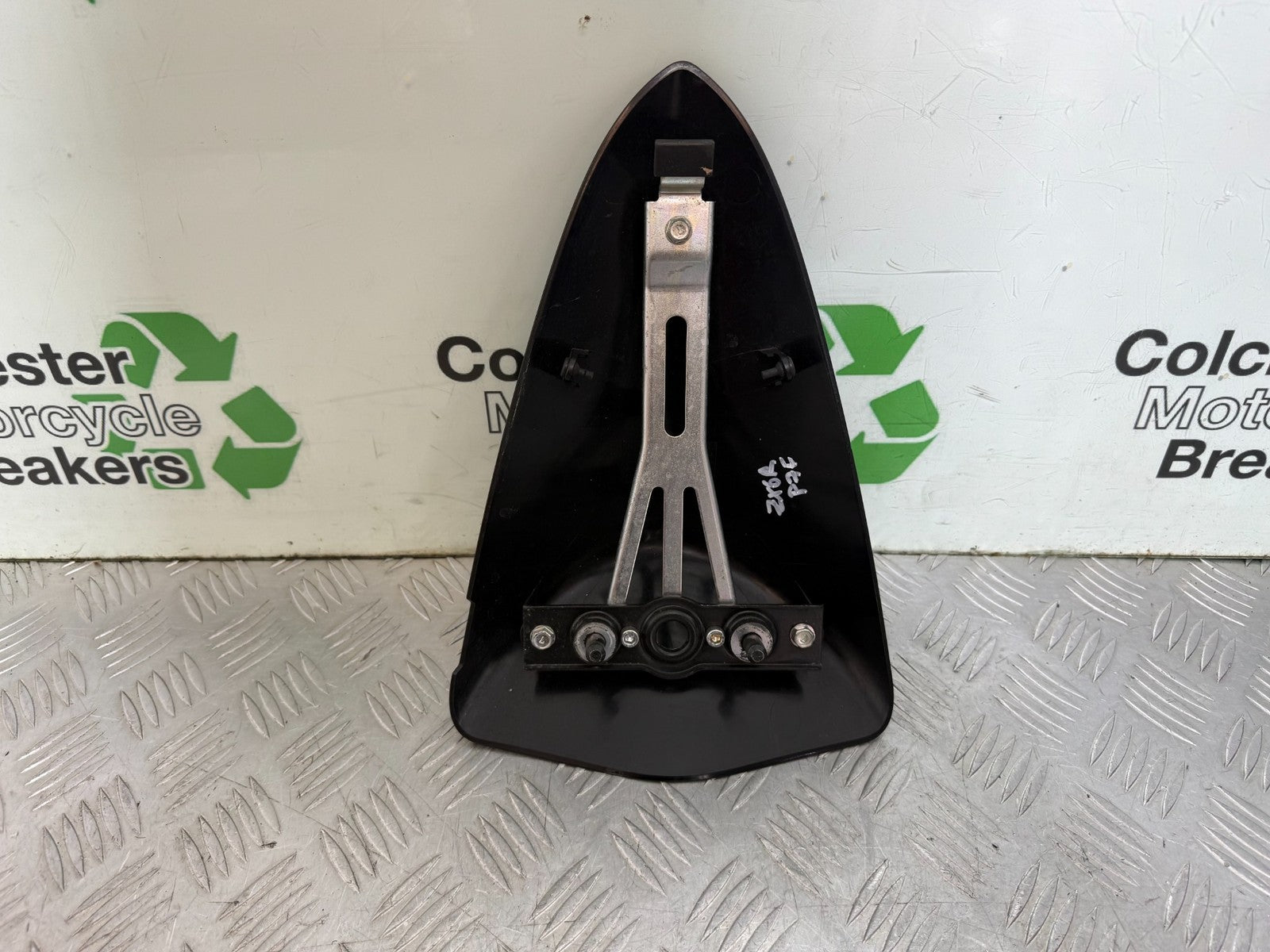KAWASAKI ZX6R ZX6 R P7F P8F REAR SEAT COVER COWL YEAR 2007 2008