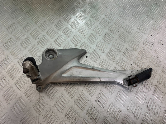 HONDA XL125 VARADERO FRONT LEFT HANGER   YEAR 2001-2006  (CMB1210)