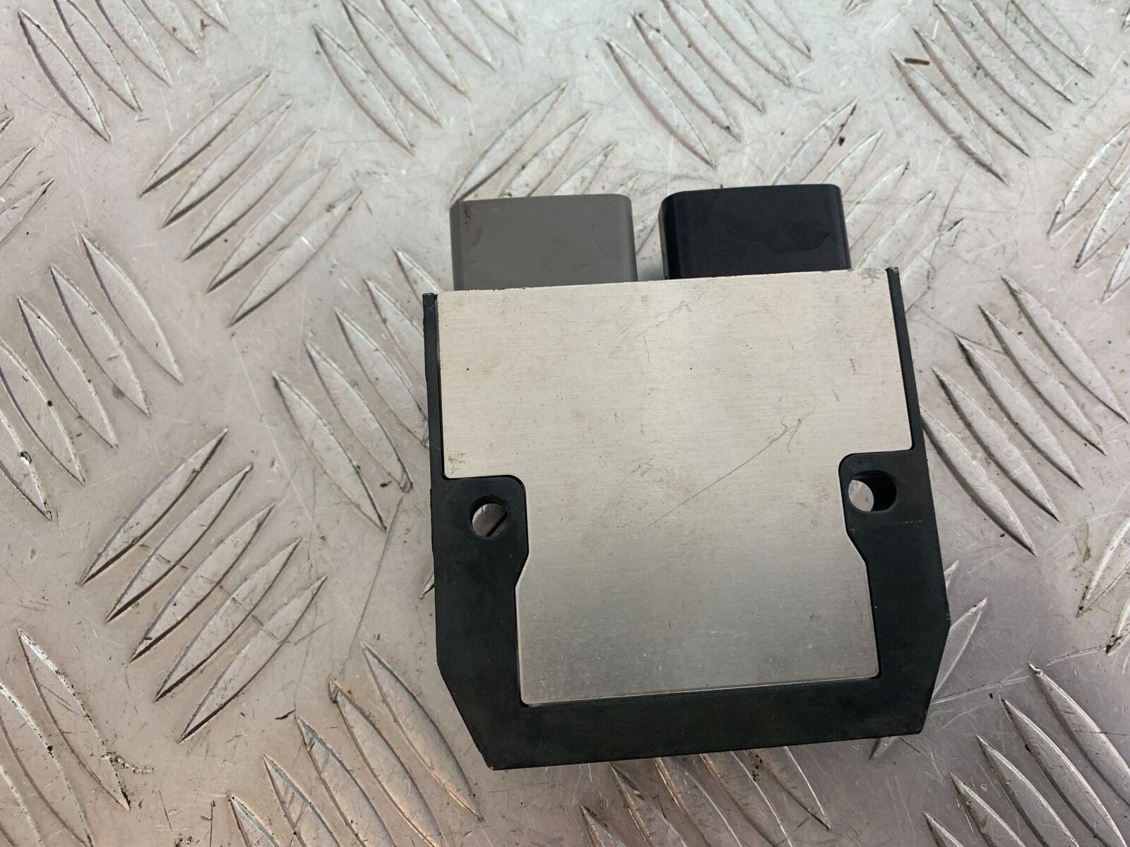 YAMAHA XSR900 XSR 900 REGULATOR  YEAR 2021-2022 (CMB1073)