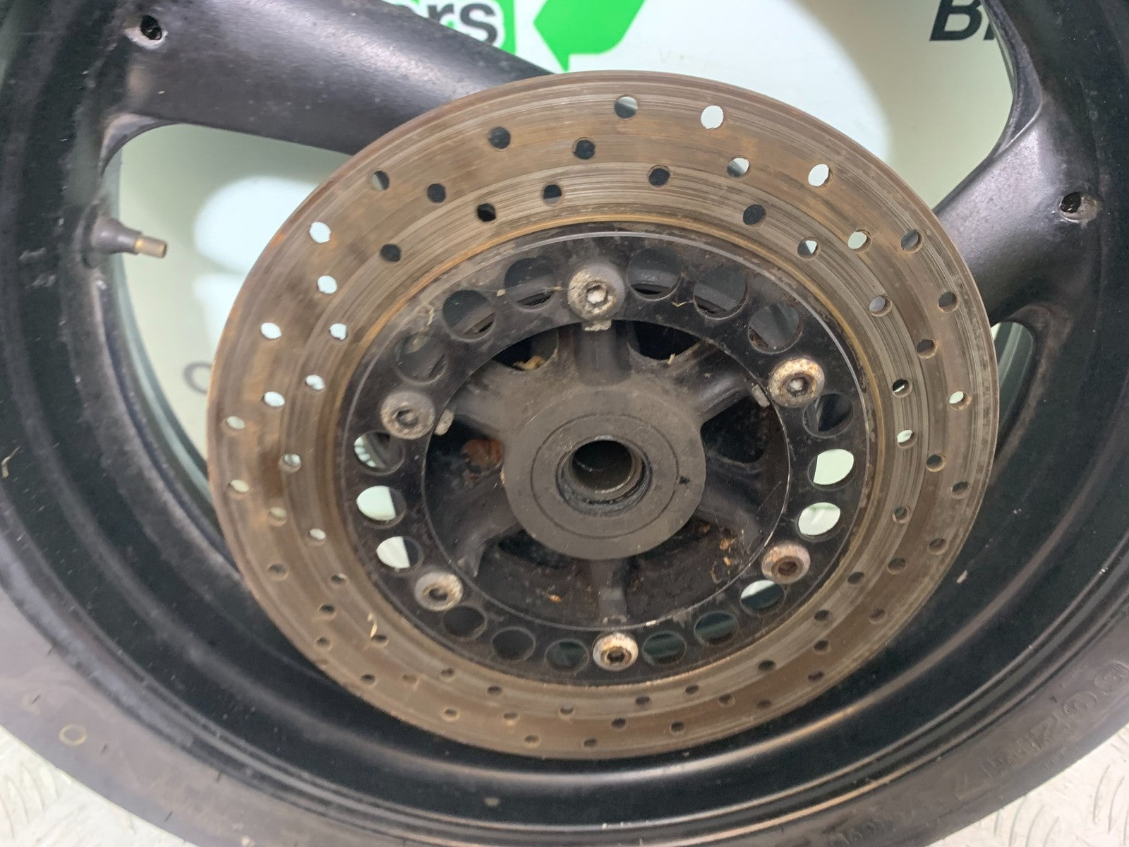 YAMAHA FZS600 FAZER 600 REAR WHEEL  YEAR 1998-2001 (CMB1267)