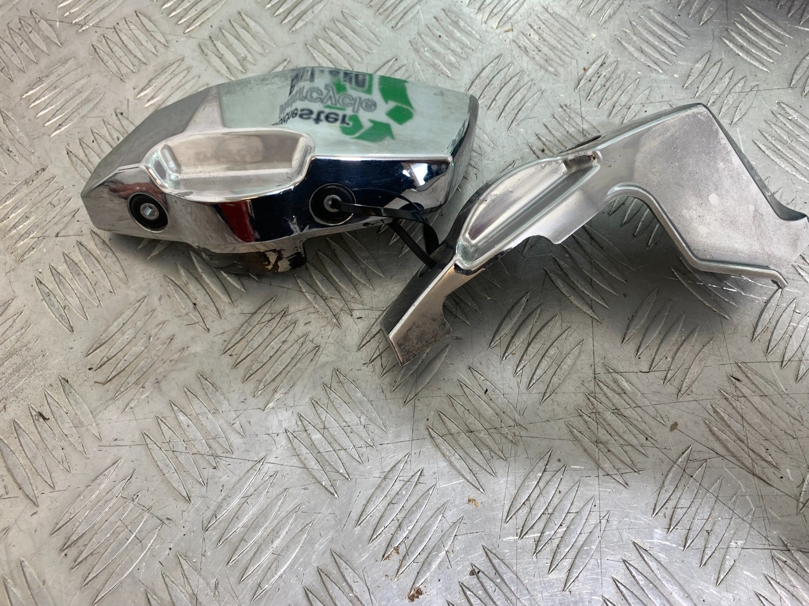 YAMAHA XVS 1300 MIDNIGHT STAR FRONT HEAD COVERS  YEAR 2007-16 (CMB1200)
