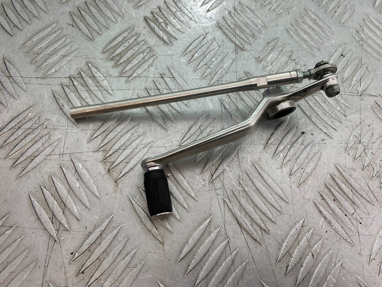 MV AGUSTA 800 F3 GEAR LEVER YEAR 2017-2019 (CMB1227)