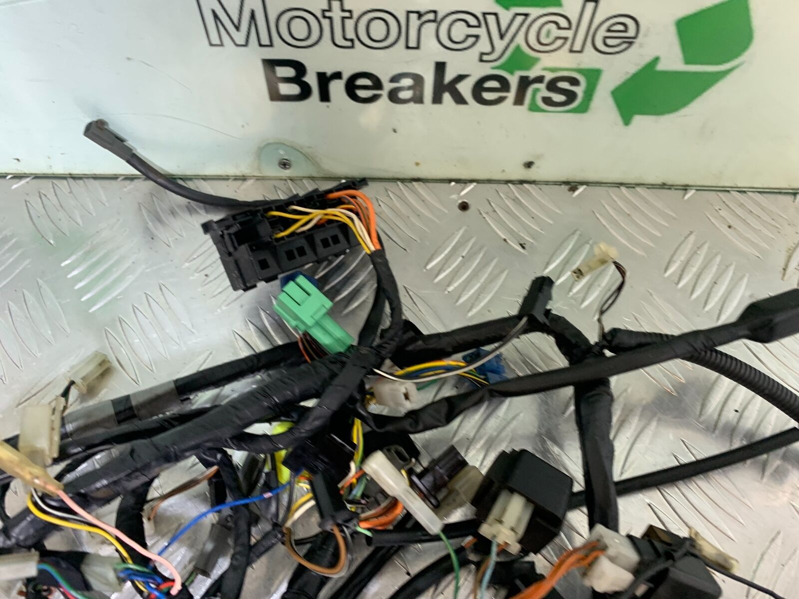 SUZUKI RF900 RF 900 WIRING LOOM YEAR 1994-1999 (CMB1020)