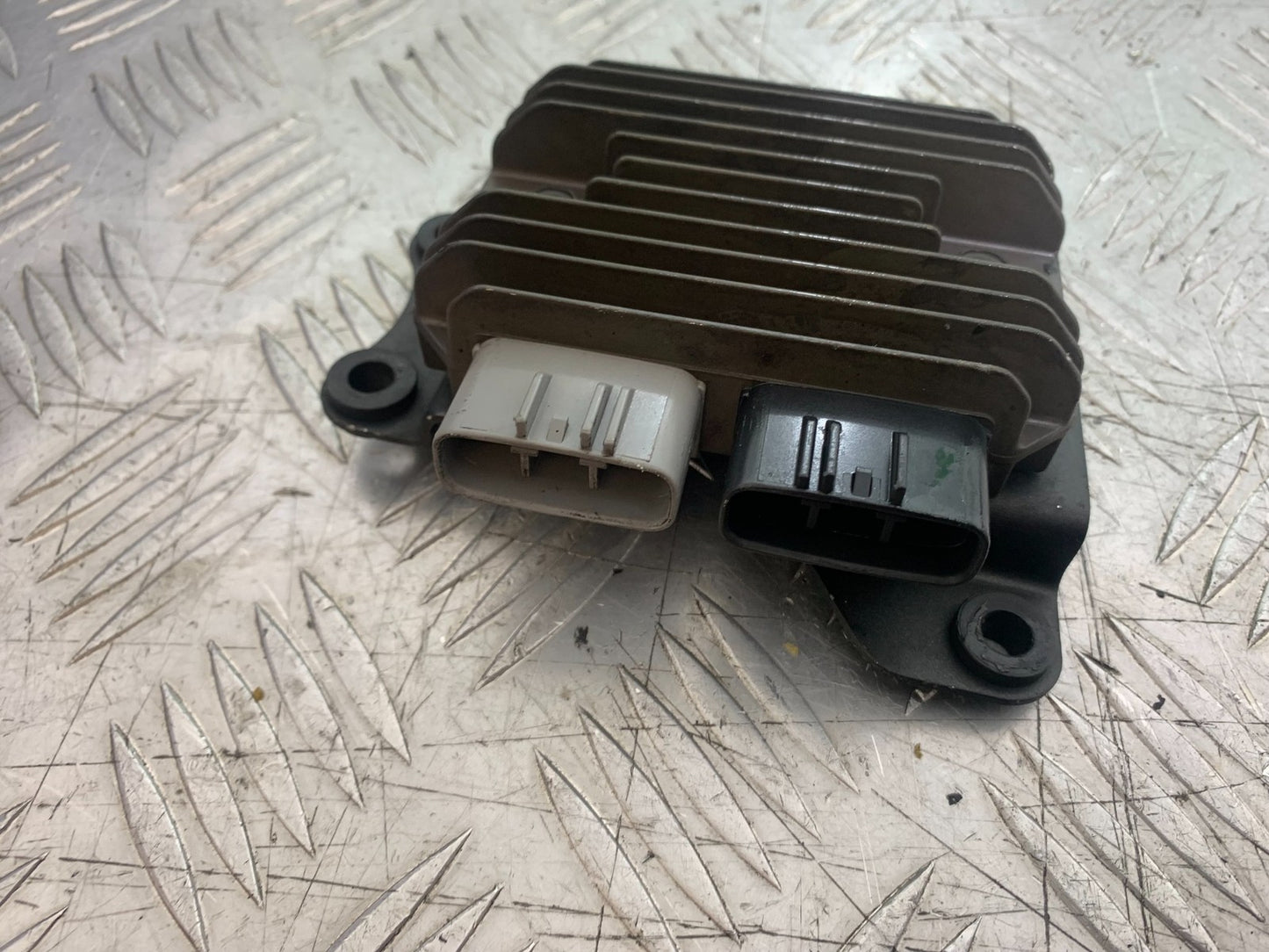 KAWASAKI ZX10R ZX10 R REGULATOR  2008-2010 (CMB1206)