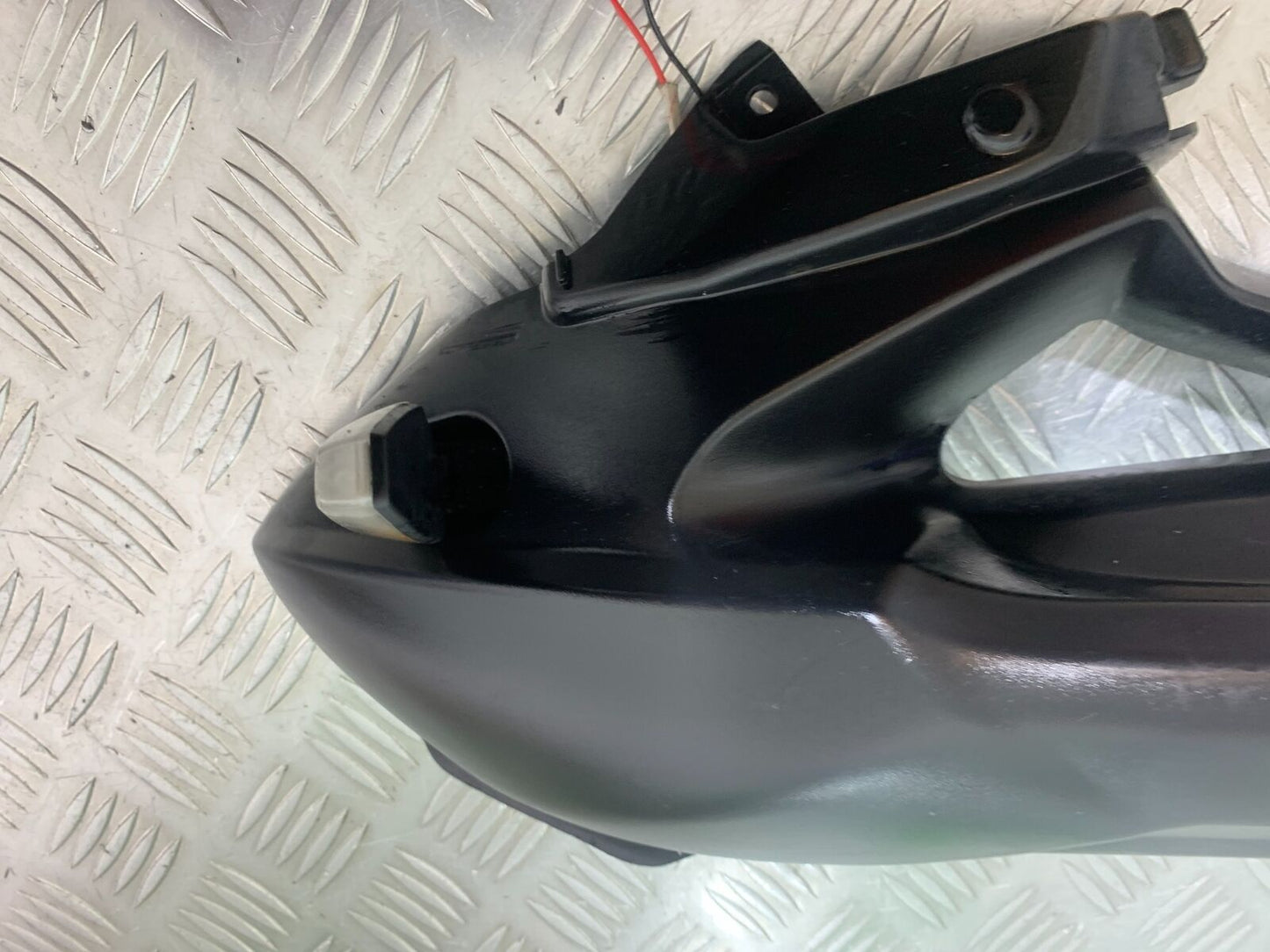 TRIUMPH TIGER 800 RIGHT FAIRING PANEL YEAR 2011-2014 (CMB1113)