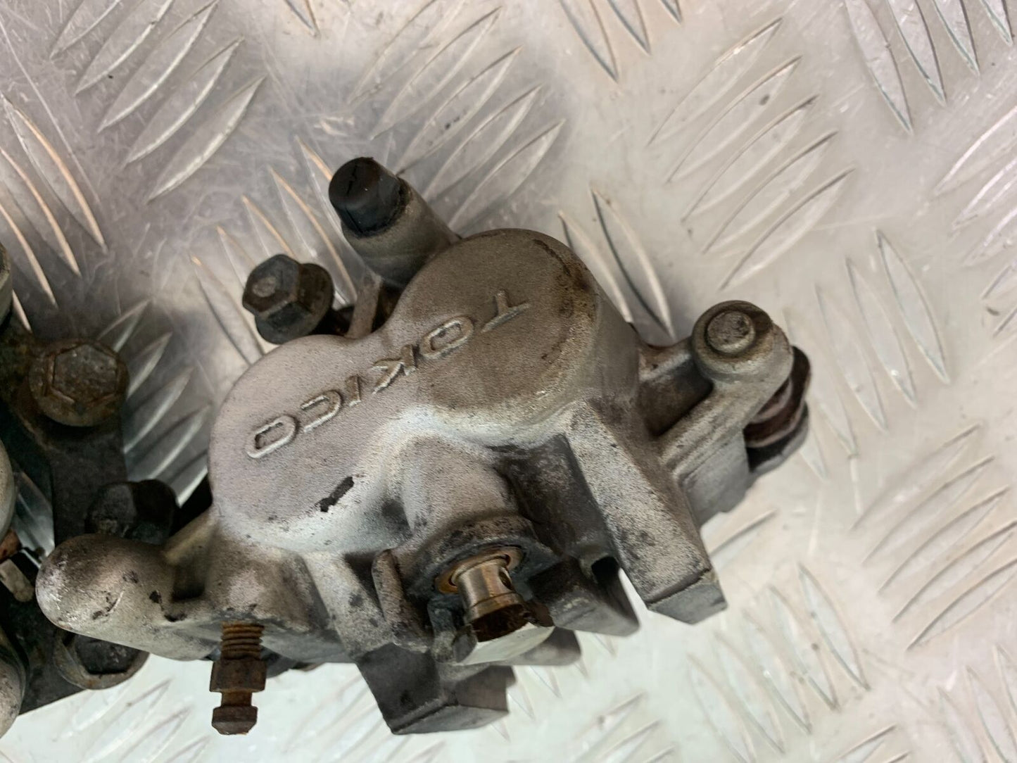 SUZUKI SV650 SV 650 FRONT CALIPERS  YEAR 2003-2006 (CMB1024)