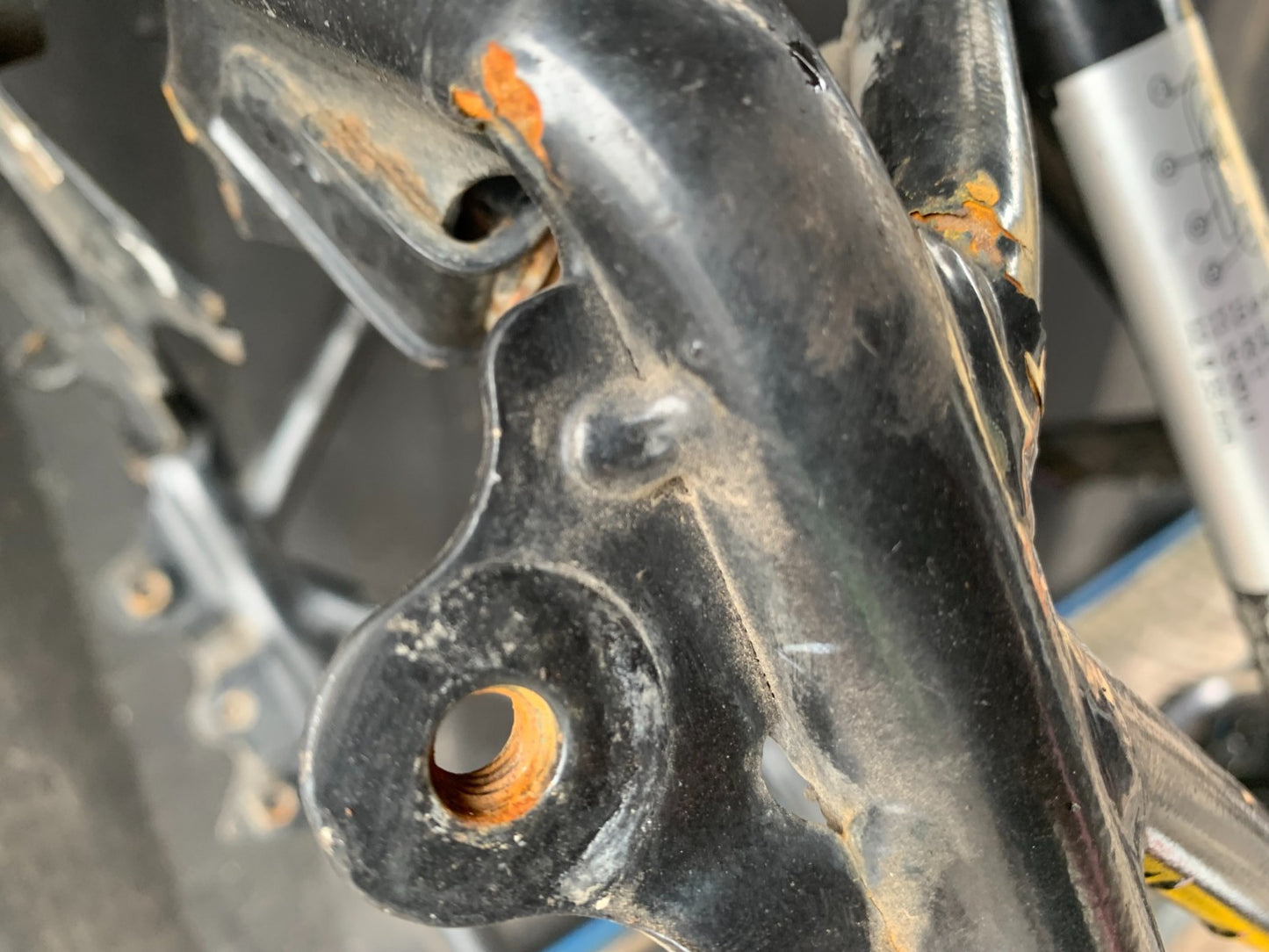 KTM DUKE 125 FRAME REG LOG BOOK  YEAR 2012-2016 (CMB1317)