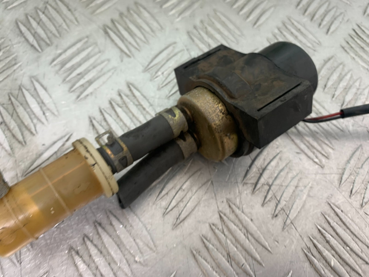 KAWASAKI ZX9R ZX9 R PETROL PUMP  YEAR 1998-1999 (CMB1329)