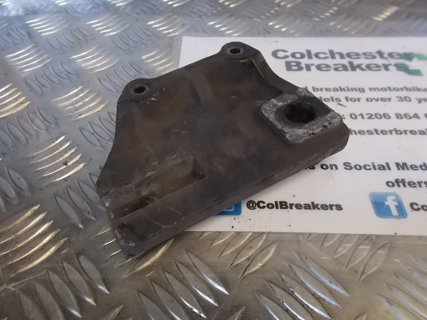 KAWASAKI ZZR1200 ZZR 1200 REAR CALIPER BRACKET  YEAR 2002