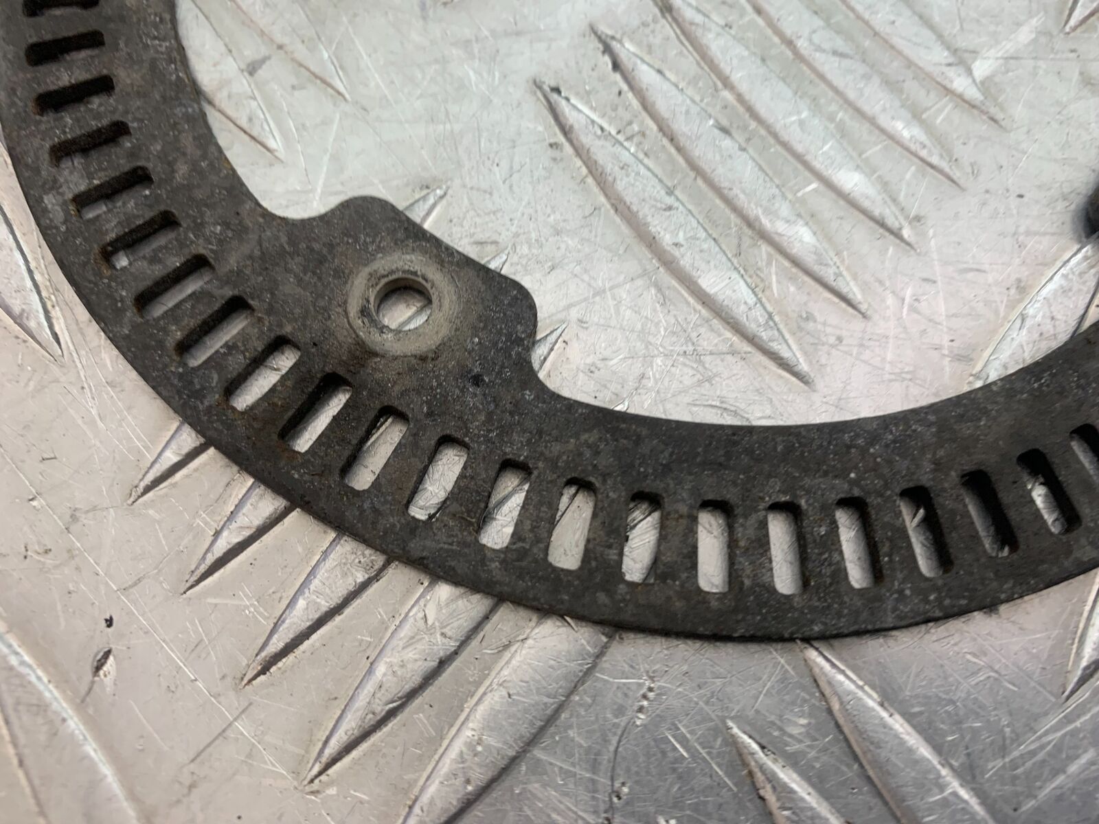 TRIUMPH TIGER 800 REAR ABS RING GEAR  YEAR 2011-2014 (CMB1113)