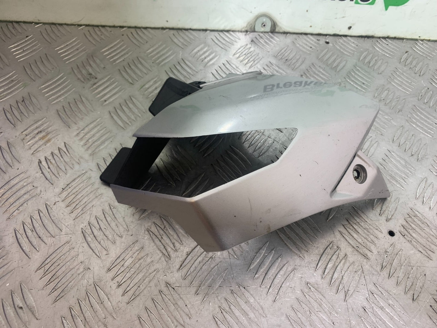 SUZUKI GSR600 GSR 600 LEFT TANK PANEL  2006-2010 (CMB1177)
