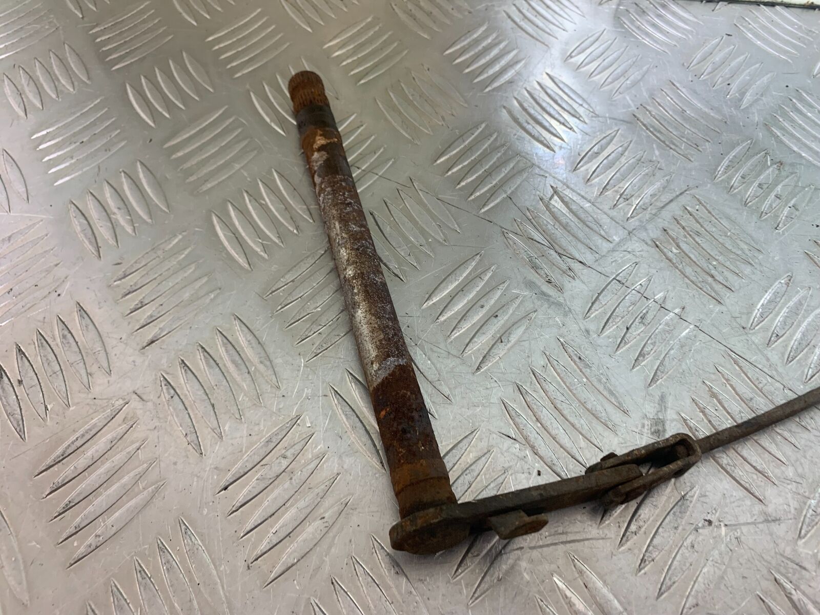 HONDA CX500 CX 500 REAR BRAKE ROD  YEAR 1980 (CMB1131)