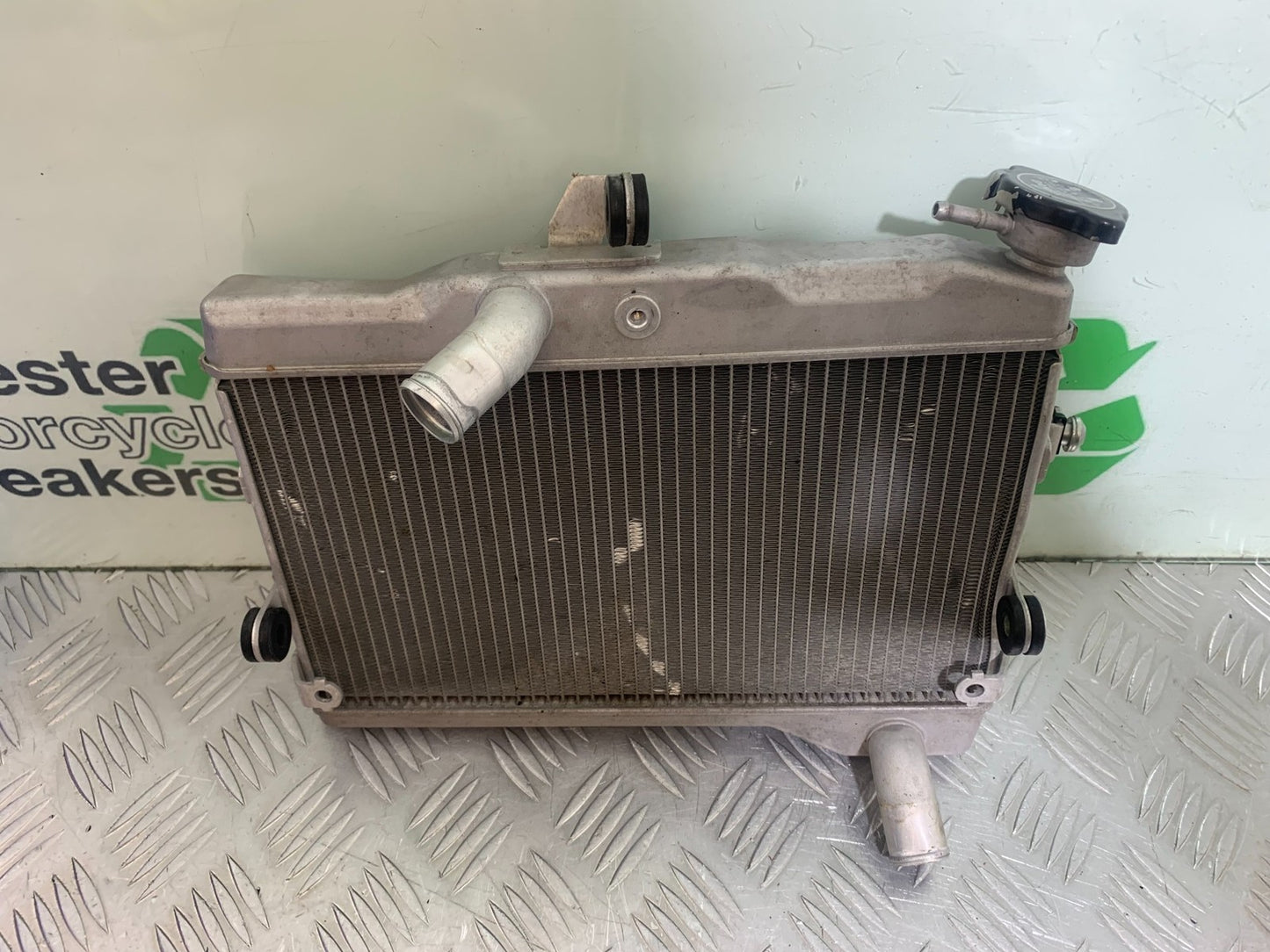 YAMAHA YZF R7 RADIATOR  YEAR 2022-2025 (CMB1255)