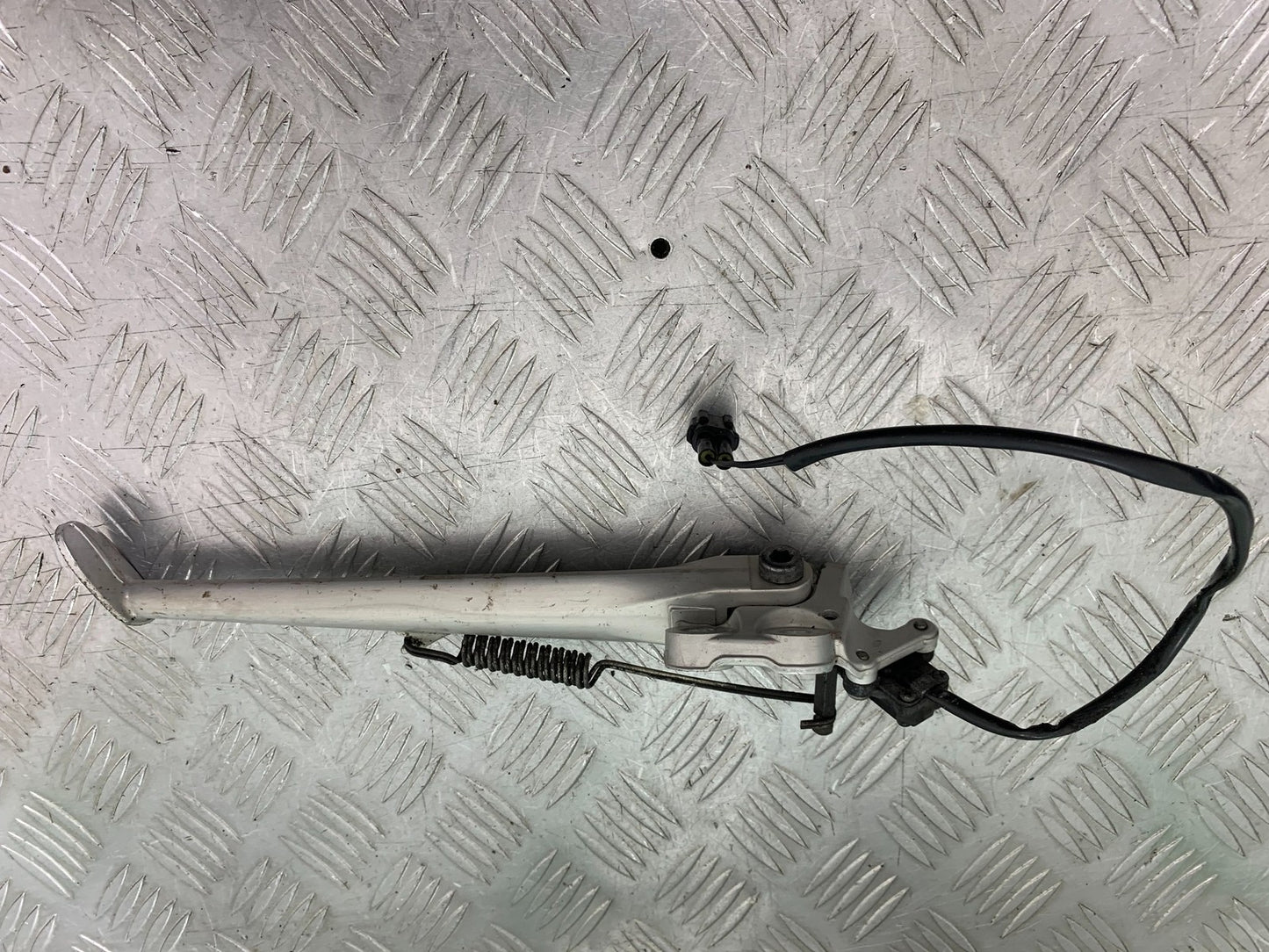 TRIUMPH 675 STREET TRIPLE RX SIDE STAND AND BRACKET  2015- 2017 (CMB1299)
