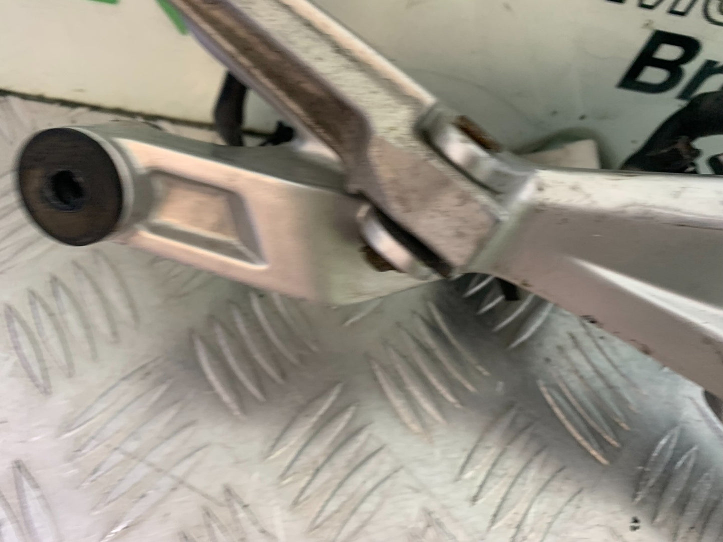 HONDA NC750 NC 750 X FRONT RIGHT HANGER AND PEGS YEAR 2019 (CMB1223)