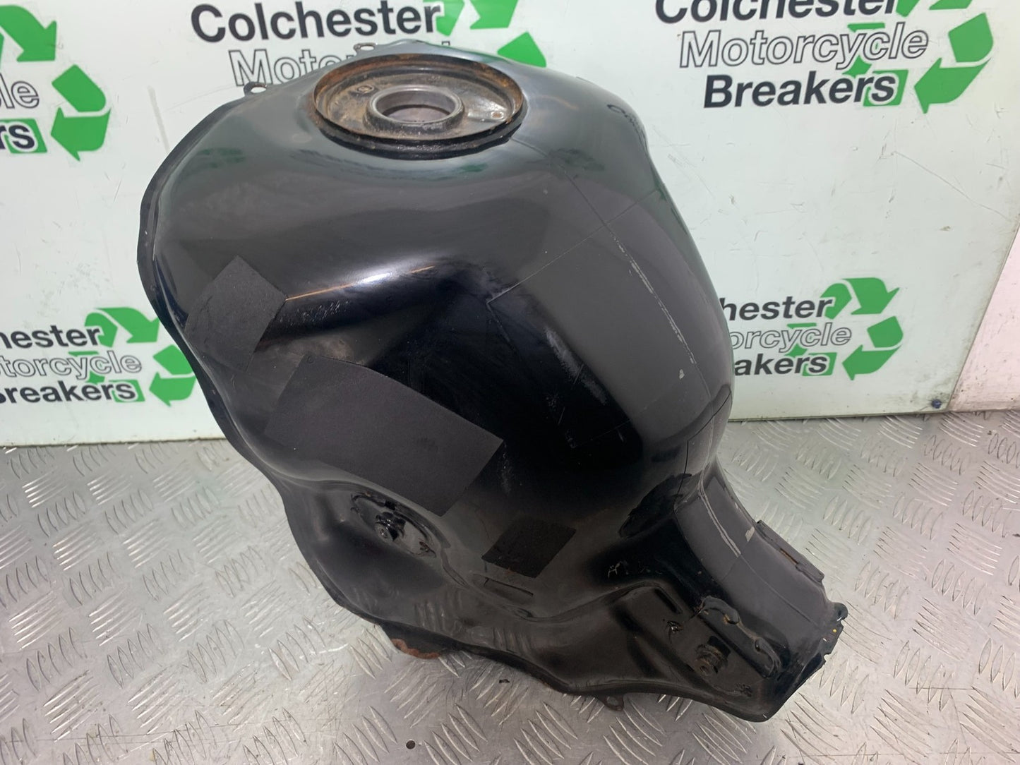 HONDA CBR1000 rr FIREBLADE PETROL TANK YEAR 2006 (CMB1220)