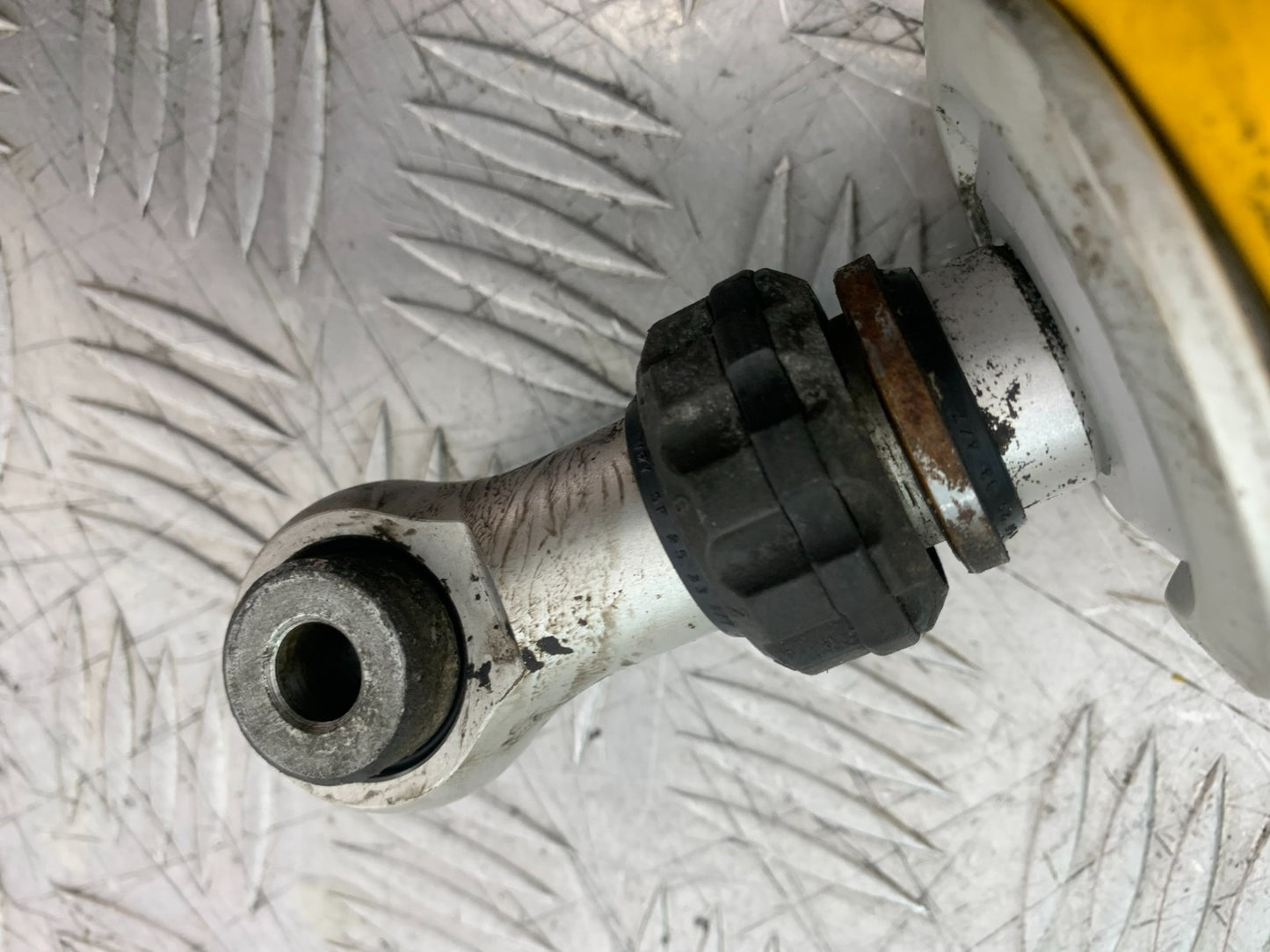 APRILIA TUONO 1000 V4R REAR SHOCK   YEAR 2011-13  (CMB1331)