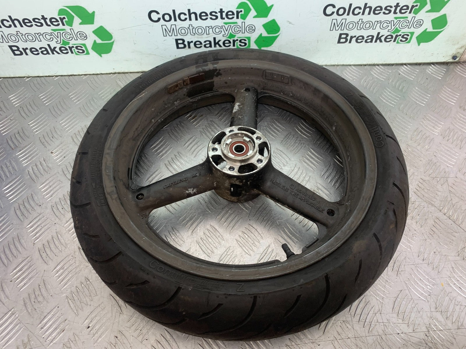 SUZUKI GSF600 GSF 600 BANDIT FRONT WHEEL   2000-2004 (CMB1269)