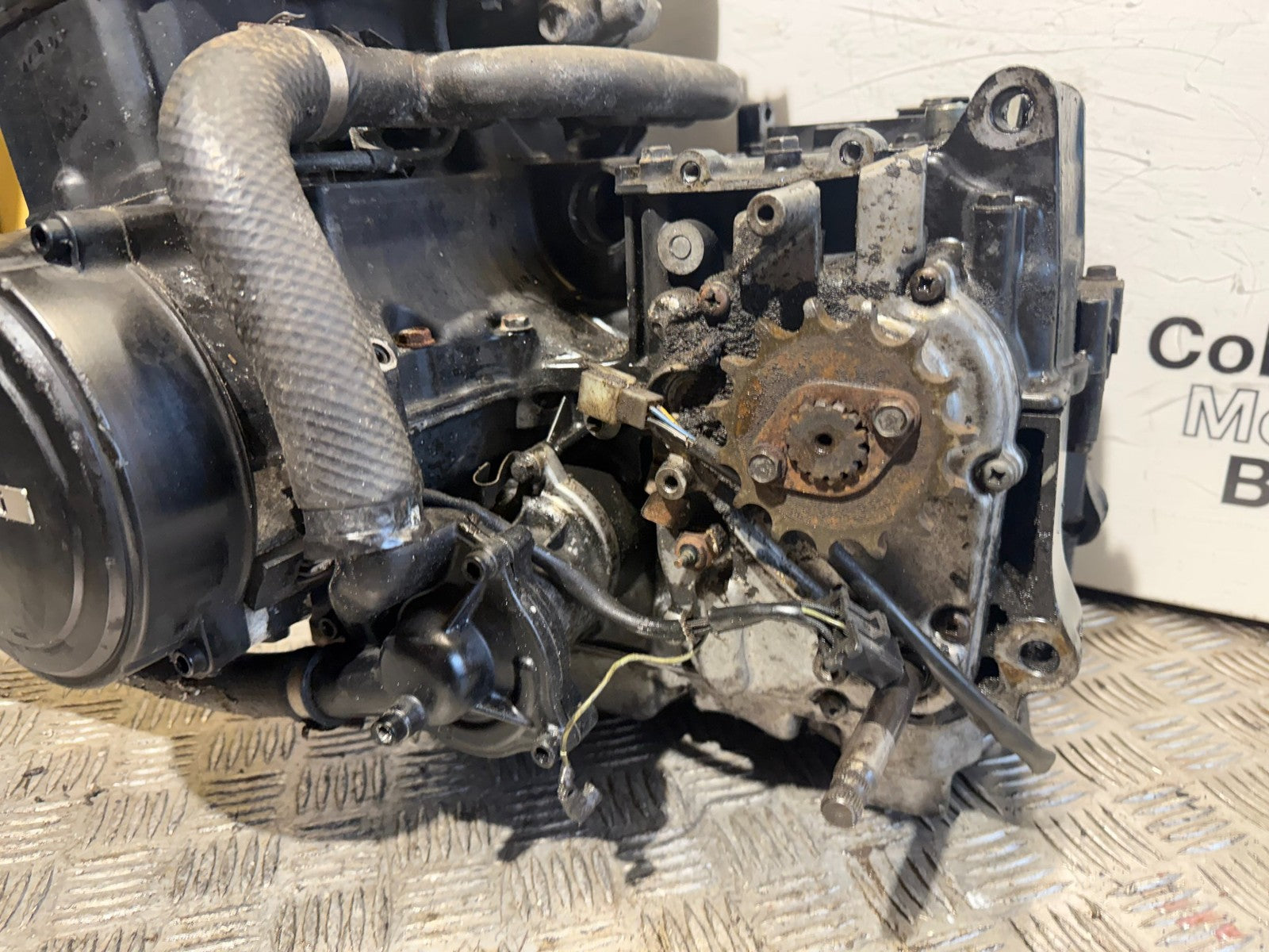 KAWASAKI GPZ600 GPZ 600 R ENGINE YEAR 1988-90  (CMB1258)