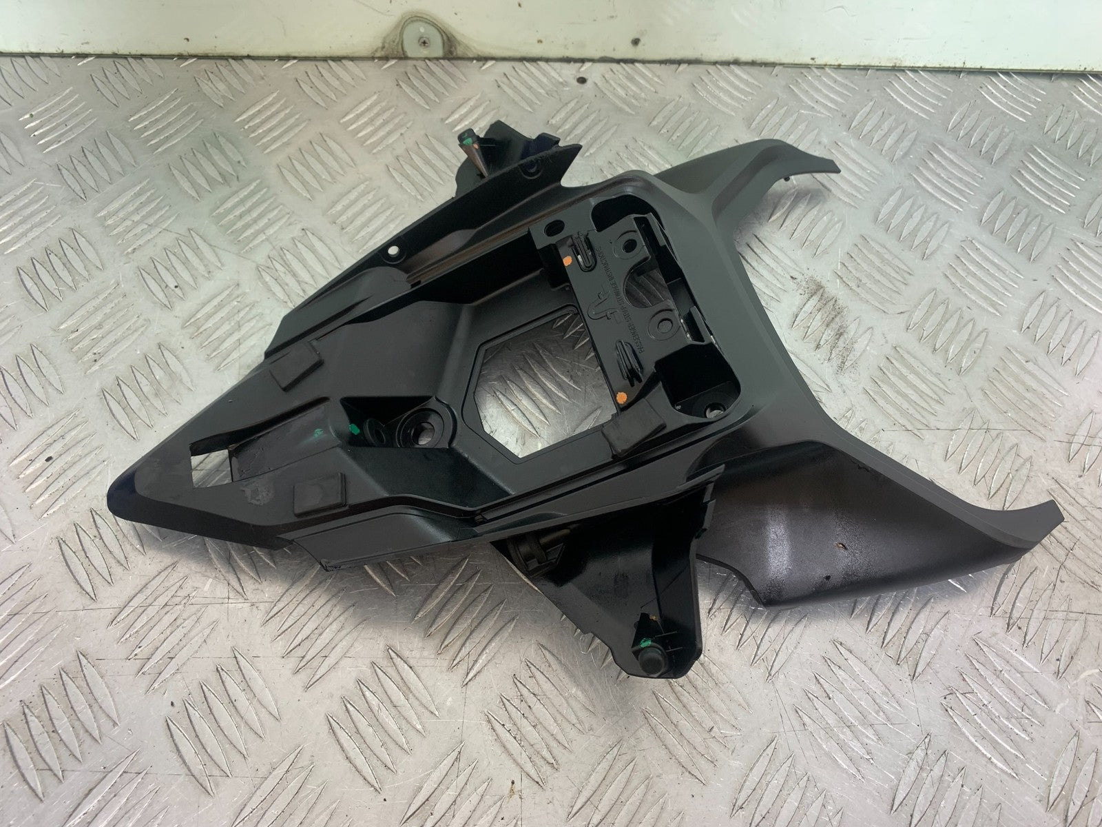 DUCATI 1299 PANIGALE REAR SUBFRAME INNER PANEL YEAR 2016 (CMB 1187)