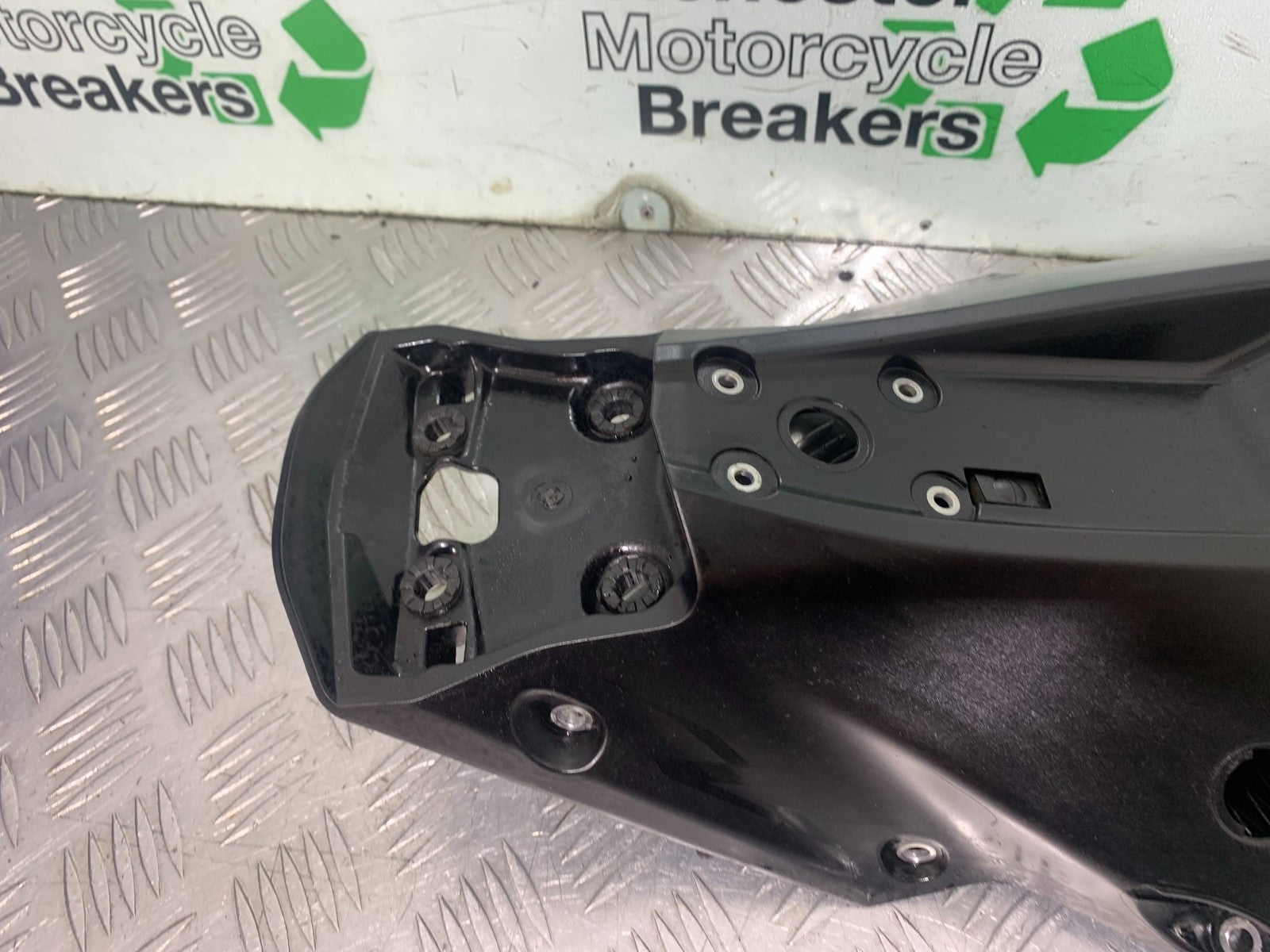 KTM 1290 SUPER DUKE R TAIL PIECE   YEAR 2020-2024 (CMB1272)