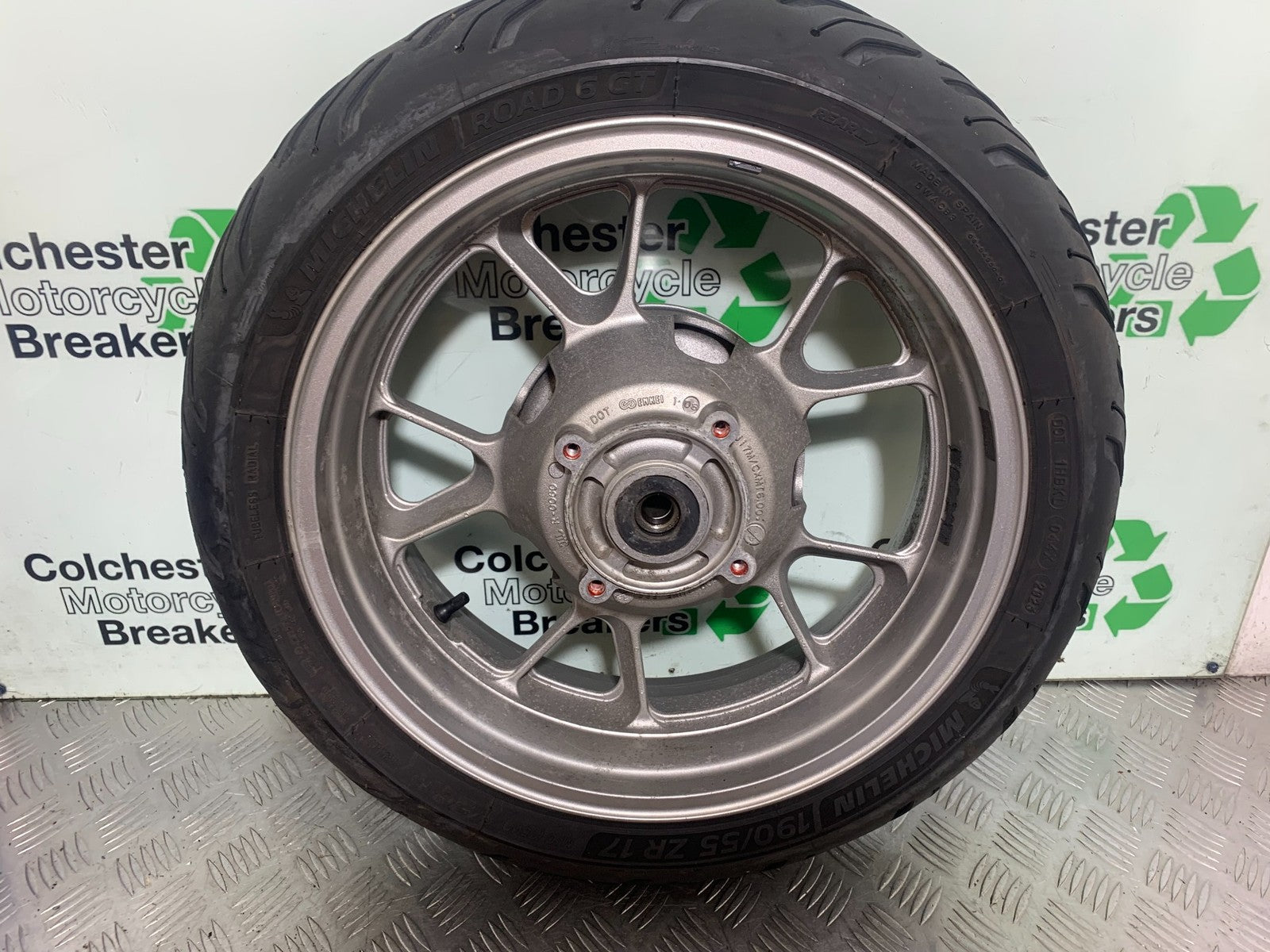 KAWASAKI GTR1400 GTR 1400 REAR WHEEL (GOOD TYRE) YEAR 2007-2009 (CMB1174)