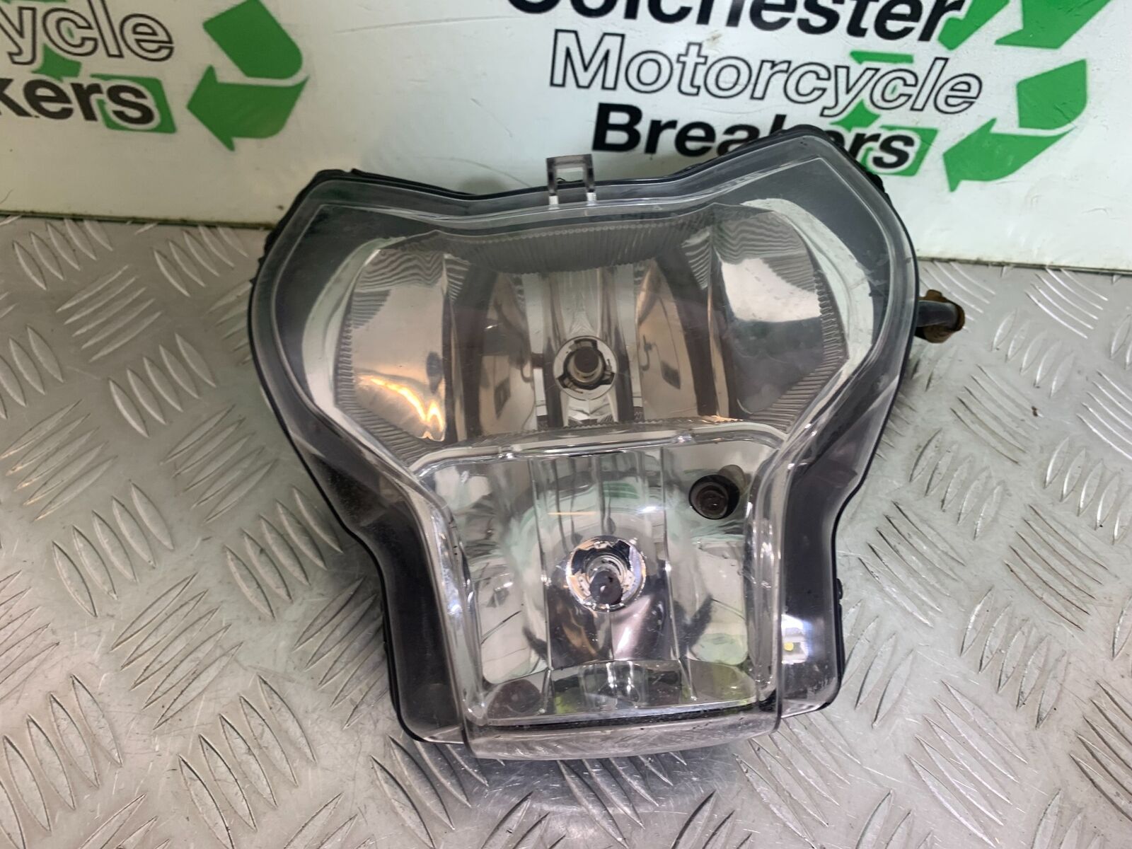 APRILIA 650 PAGASO STRADA HEADLIGHT  YEAR 2005-2010 (CMB1057)