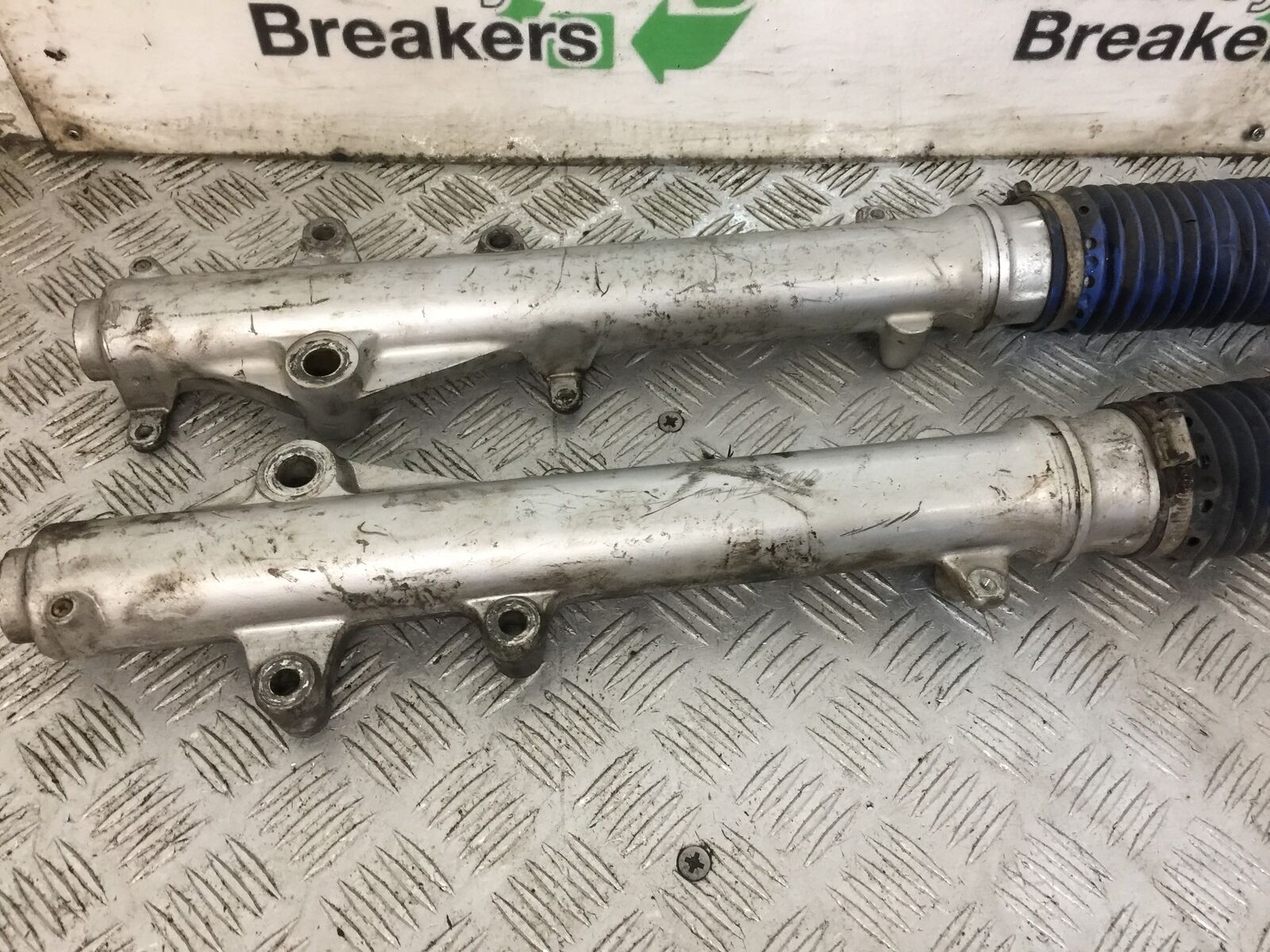 YAMAHA XTZ 750 SUPER TENERE FORKS  YEAR 1990-1995 (STOCK 889)