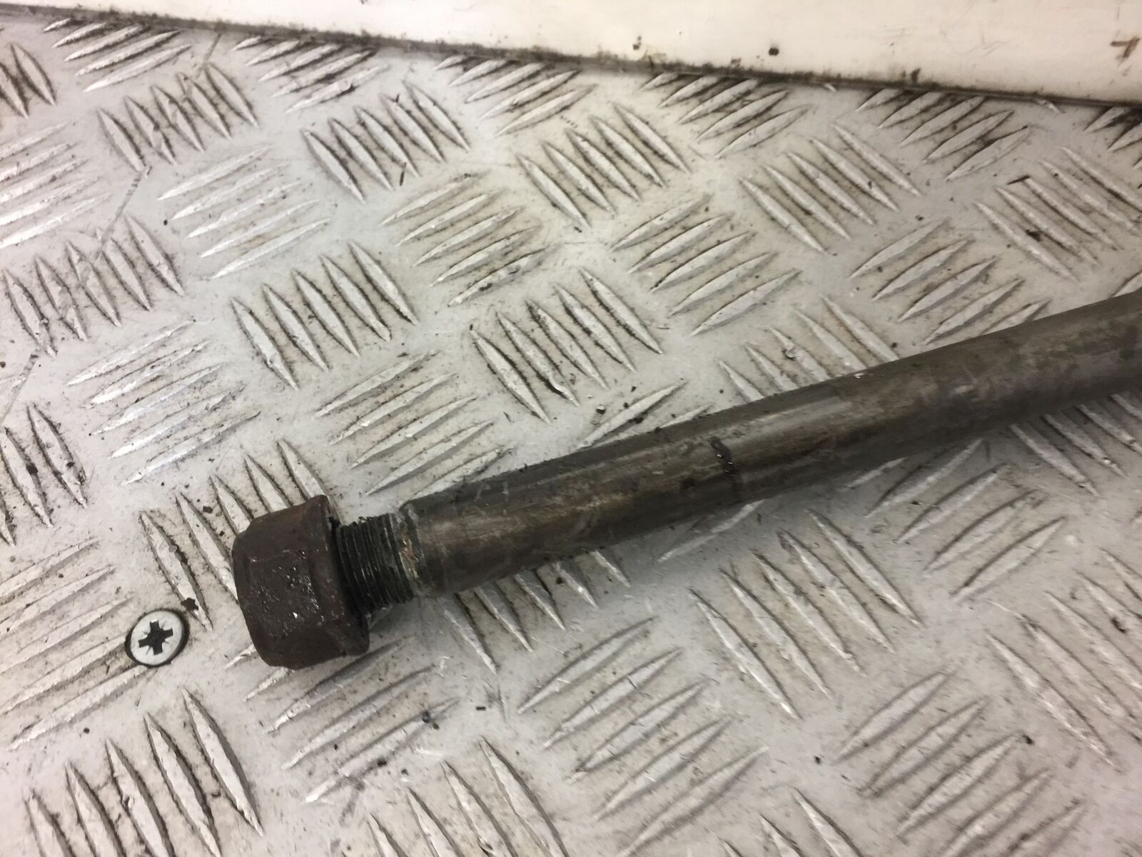 HONDA ST1100 ST 1100 PAN EUROPEAN REAR WHEEL SPINDLE  YEAR 1997 (STOCK NO 413)