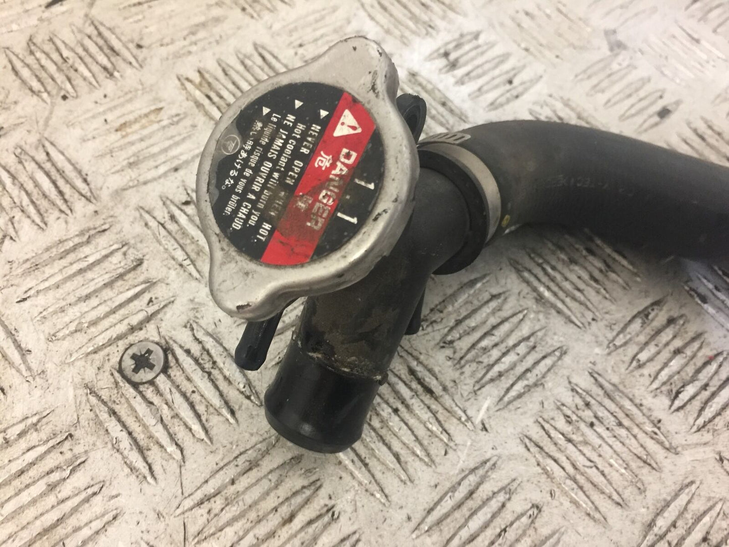 HONDA CB600 CB 600 F-8 HORNET RADIATOR CAP  2010 (STOCK 669)