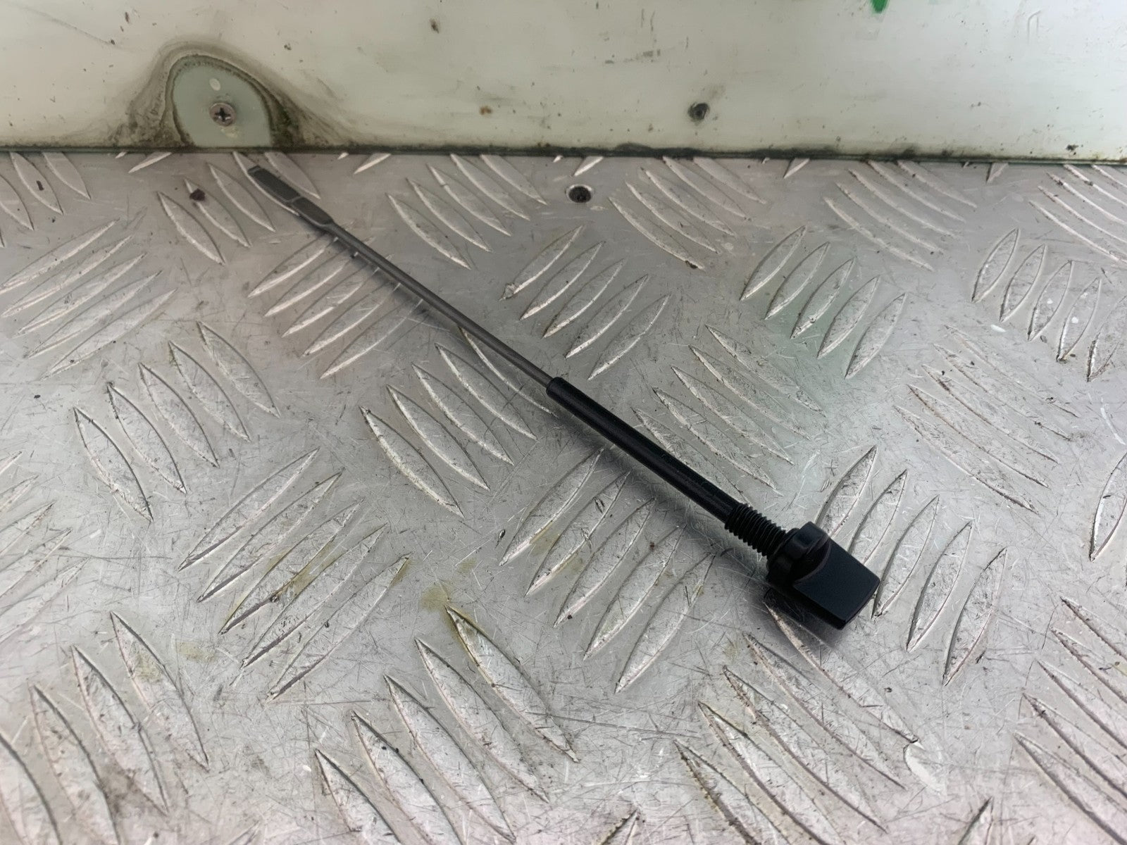 HONDA CBR1000 RR FIREBLADE OIL LEVEL DIPSTICK  2008-2011 (CMB1179)