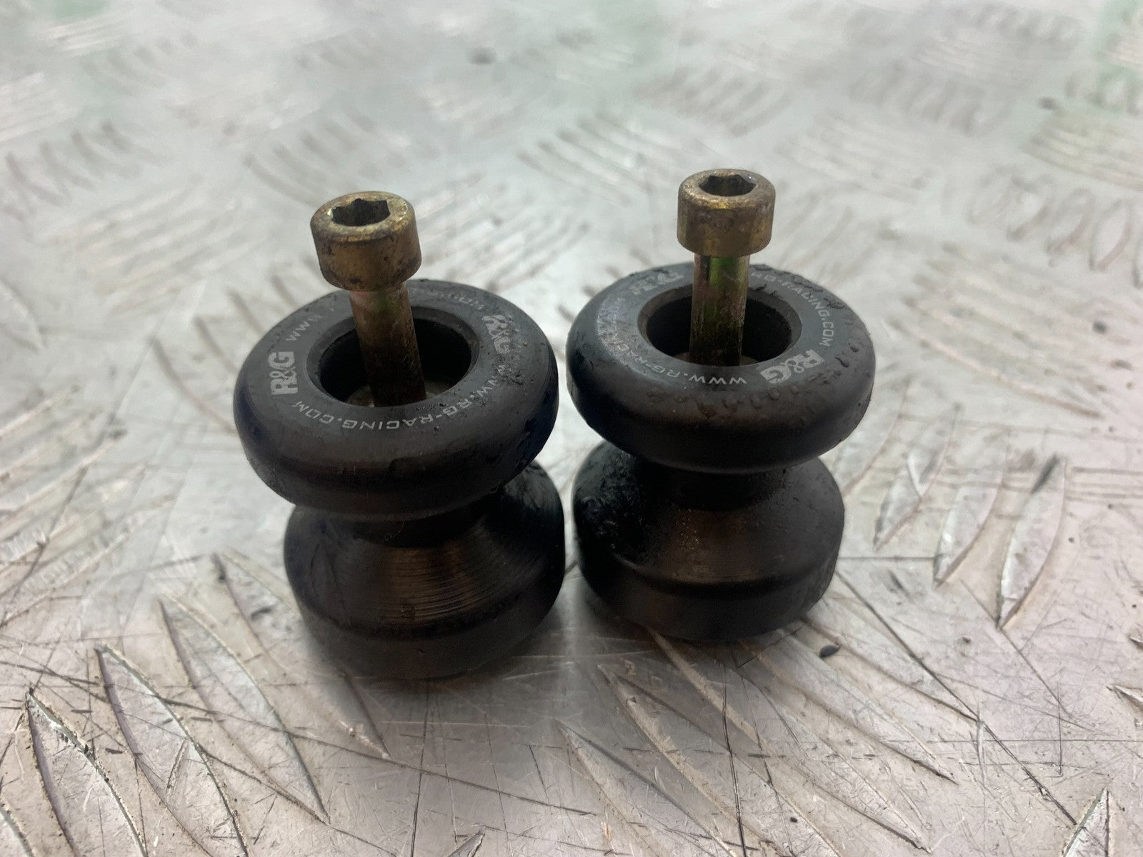 YAMAHA XSR900 XSR 900 SWINGARM BOBBINS  YEAR 2022-2024 (CMB1215)