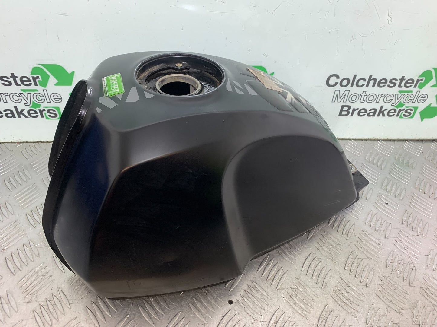 ROYAL ENFIELD HIMALAYAN 411 PETROL TANK YEAR 2018-2023 (CMB1279)