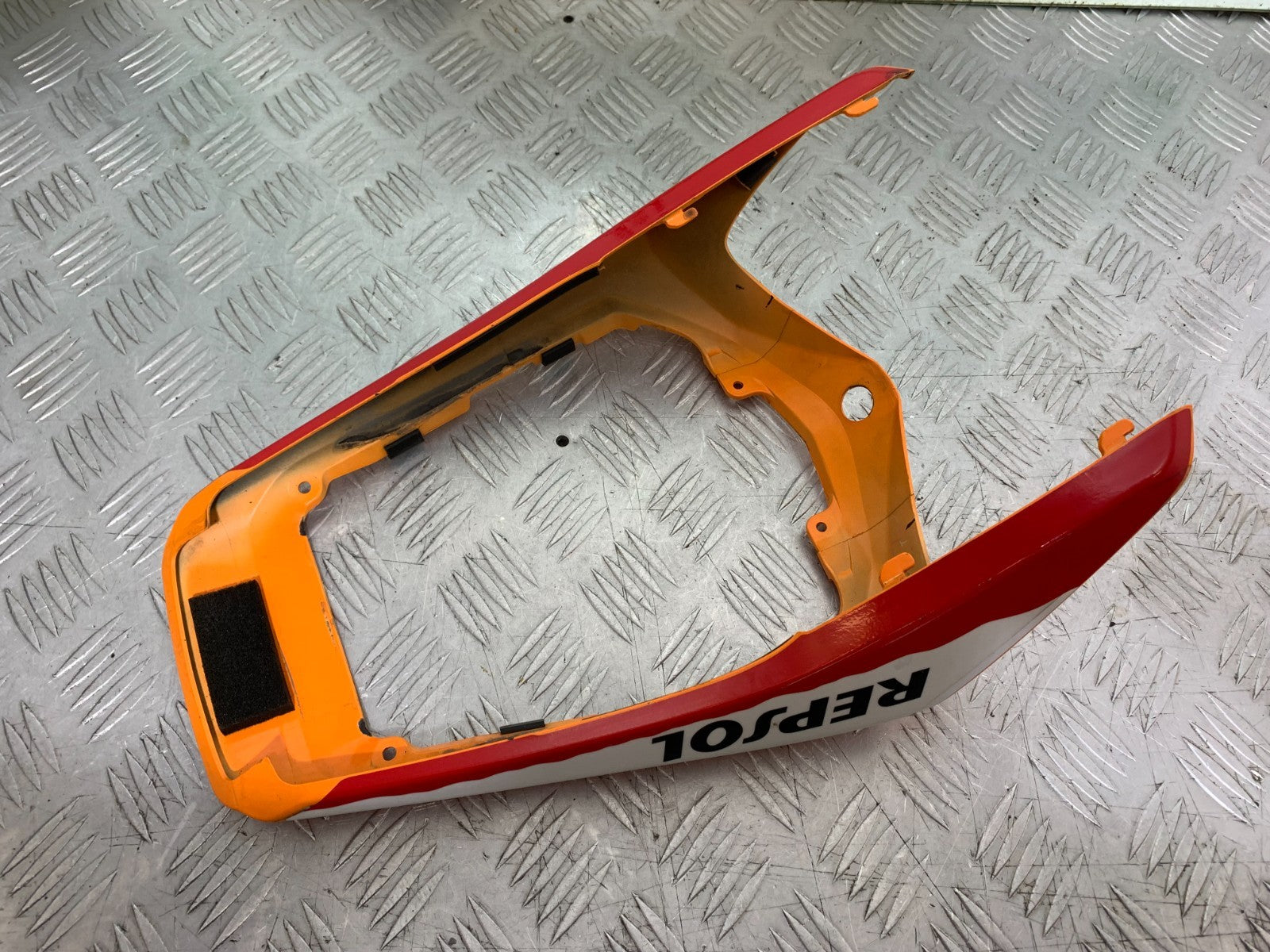 HONDA CBR1000 RR TAIL PIECE  YEAR  2008-2011(CMB1330)