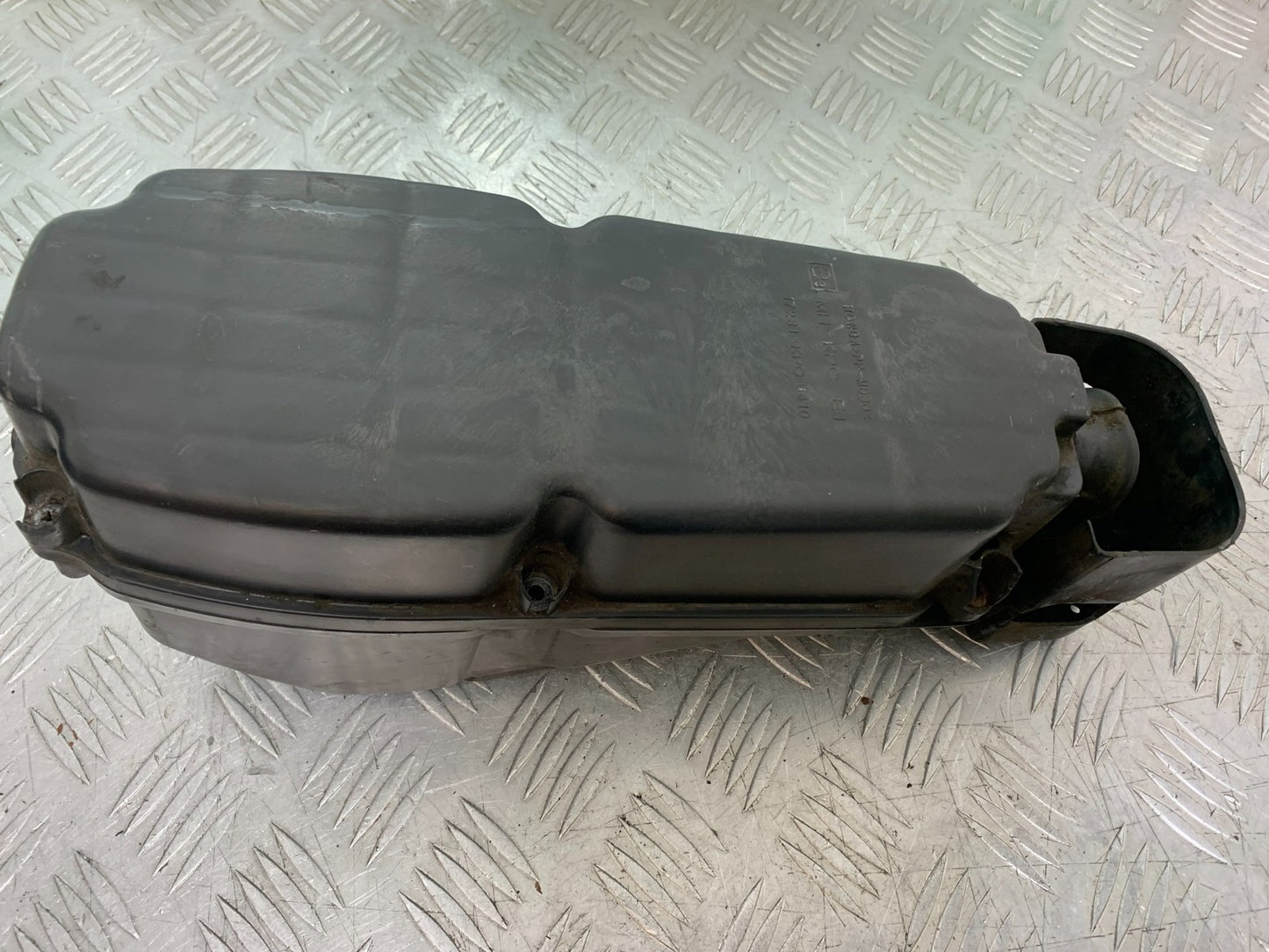 HONDA XL125 VARADERO AIRBOX   YEAR 2001-2006  (CMB1304)