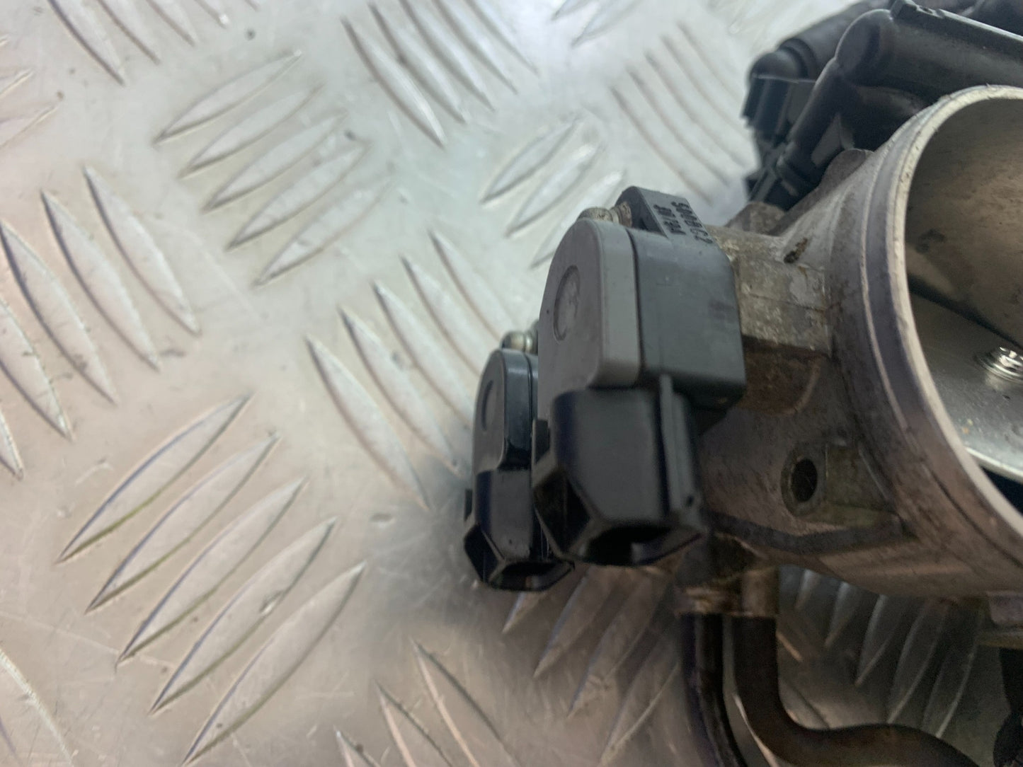 KAWASAKI ZX6R THROTTLE BODIES  YEAR 2009-2012 (CMB1136)