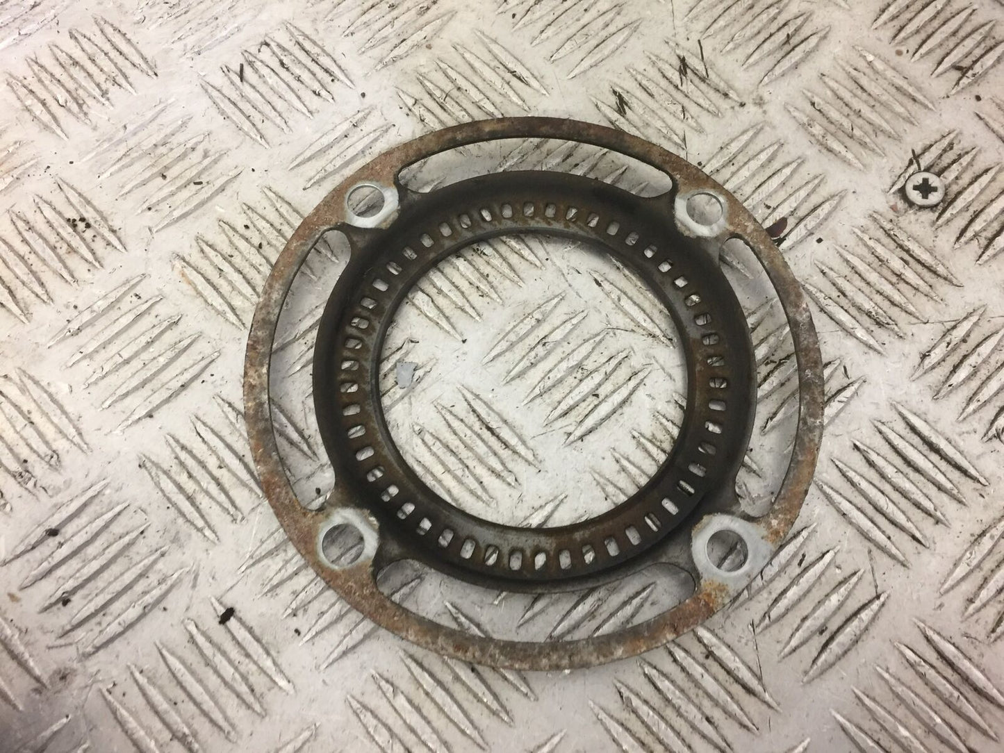 HONDA CBR 500 R  CBR500 R REAR ABS RING  YEAR 2017  (STOCK 521)